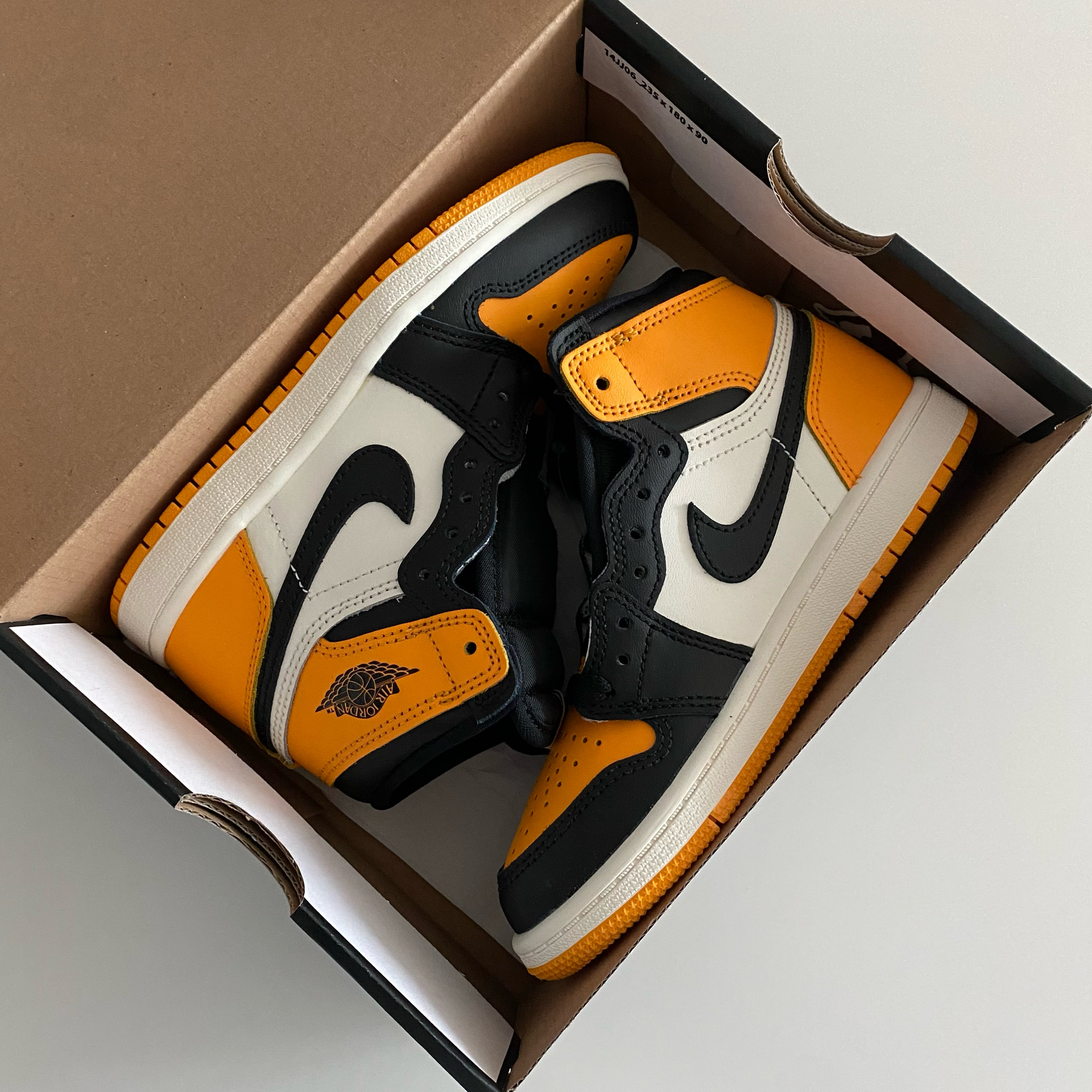 (PS) Jordan 1 Retro High OG Taxi 착용 스타일
