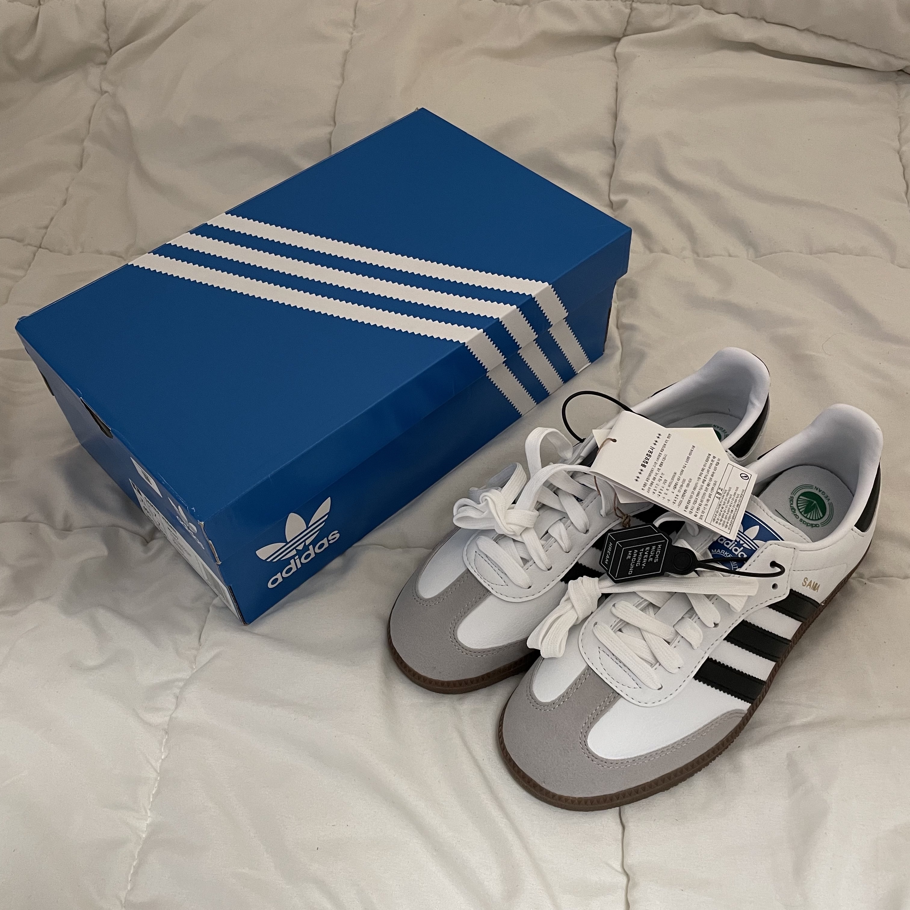 Adidas Samba Vegan White Black 착용 스타일