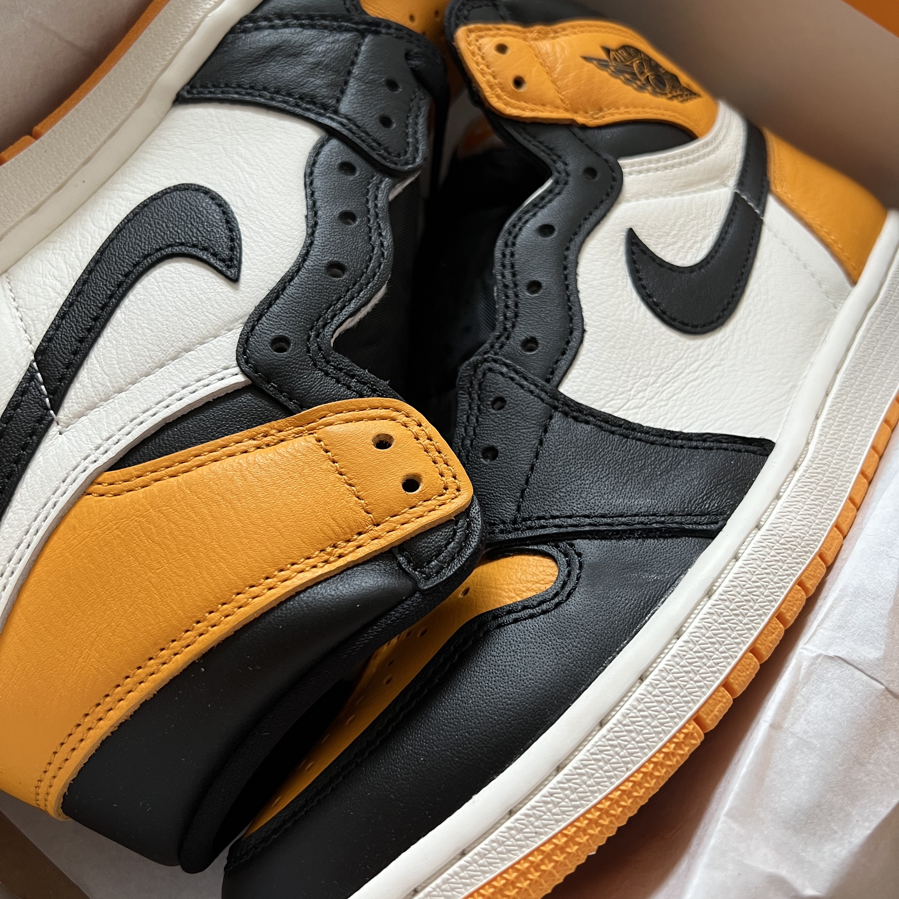 Jordan 1 Retro High OG Taxi 착용 스타일