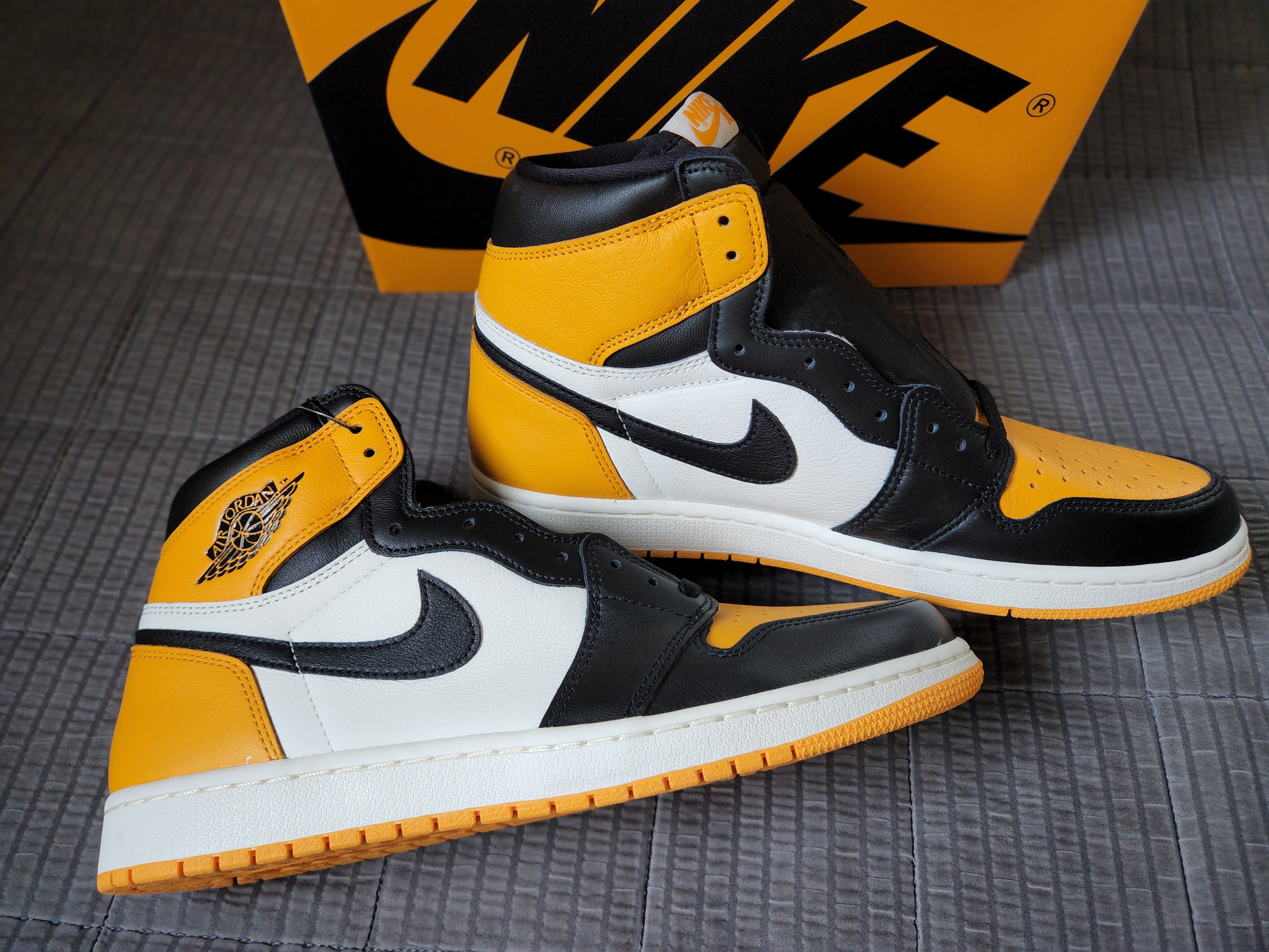 Jordan 1 Retro High OG Taxi 착용 스타일 - 3