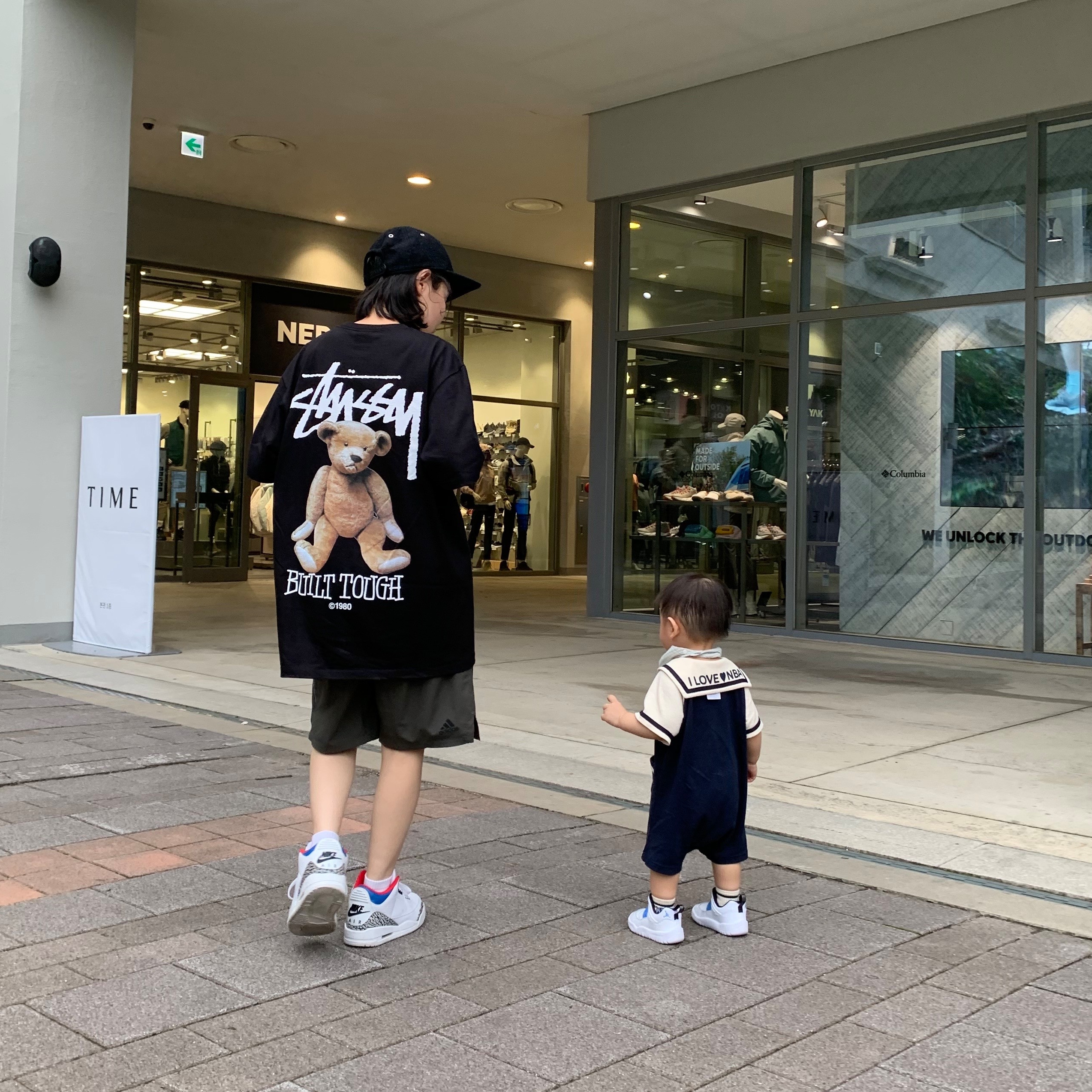 Stussy Built Tough T-Shirt Black, (W) Jordan 3 Retro Seoul 착용 스타일 - 1