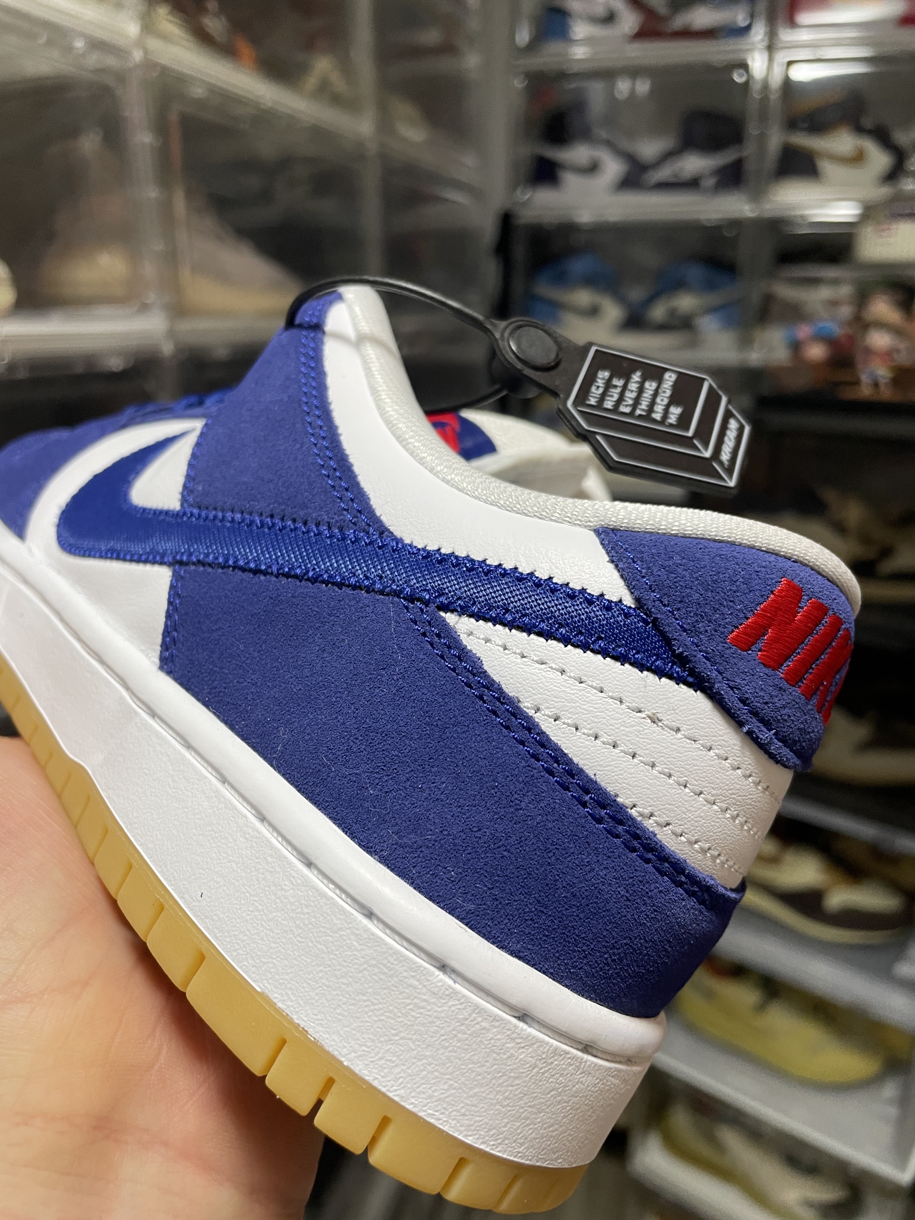 Nike x Supreme SB Dunk Low Hyper Blue, Nike SB Dunk Low Pro Premium Deep Royal Blue 착용 스타일 - 5