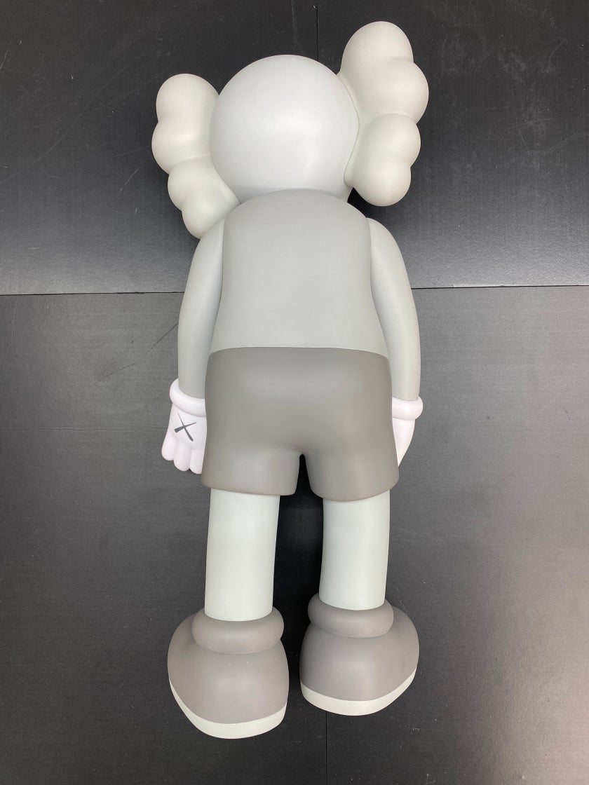 카우스 패밀리 바이닐 피규어 그레이 핑크 KREAM