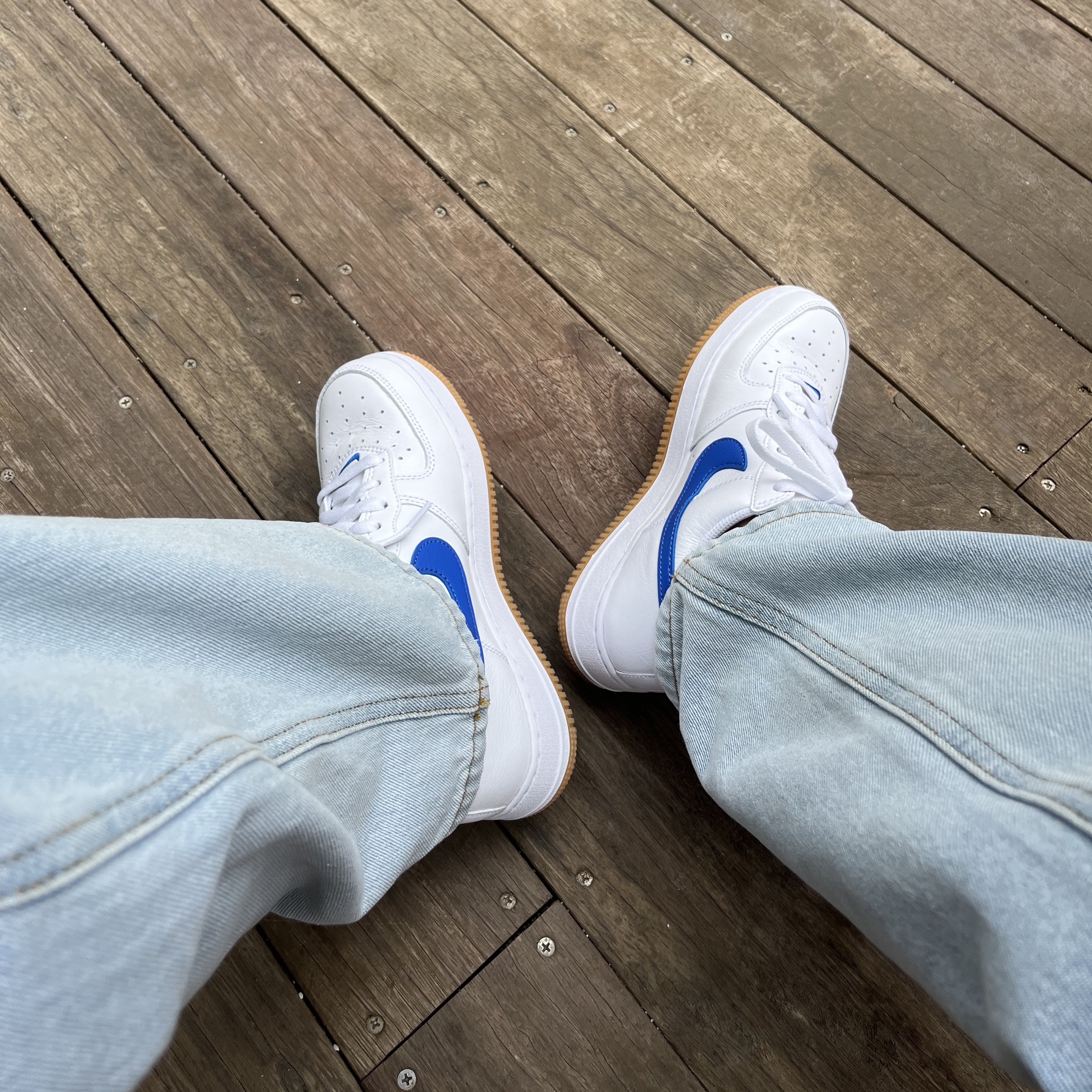 Nike Air Force 1 Low Retro Color of the Month Varsity Royal 착용 스타일