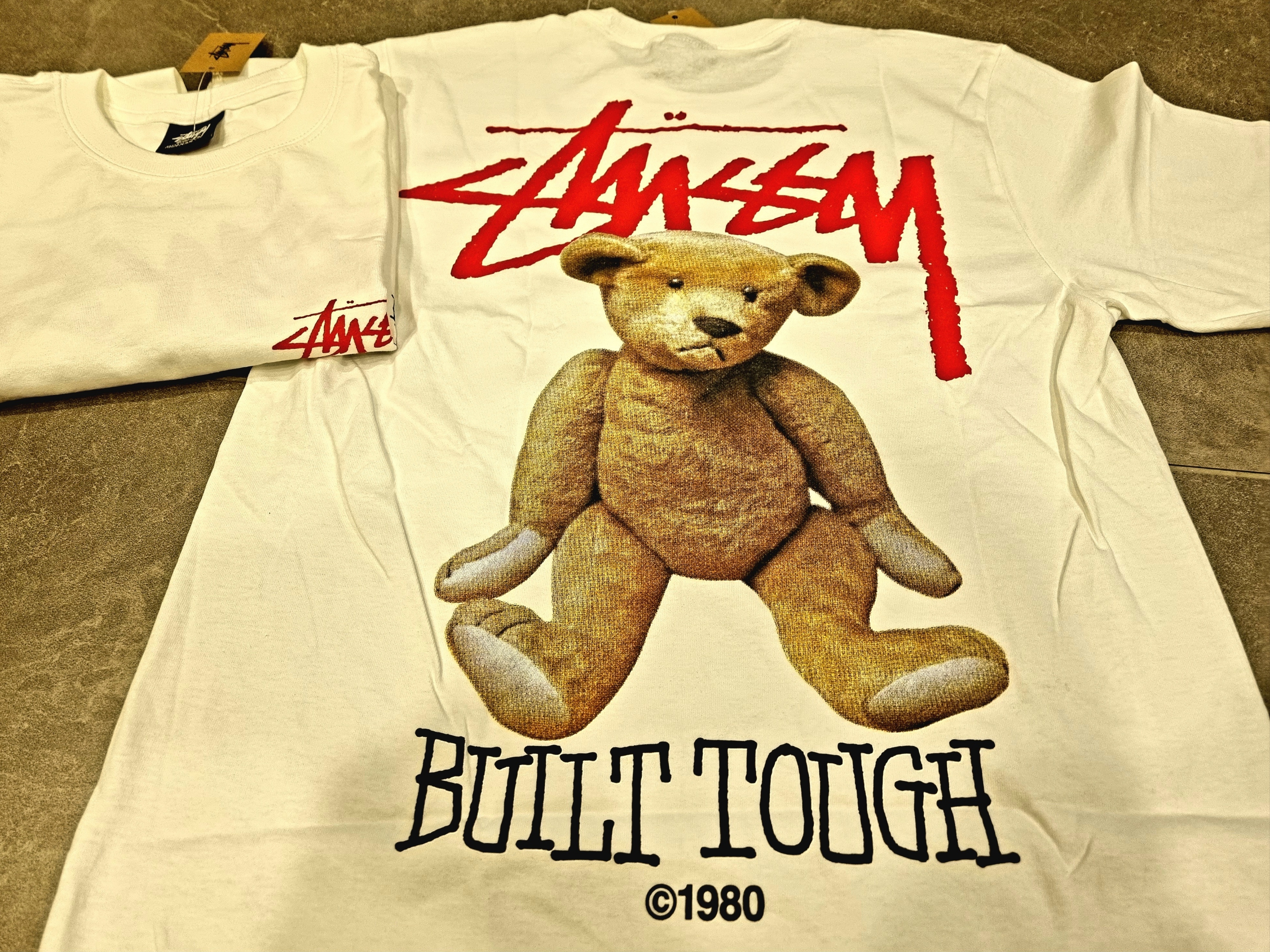 Stussy Built Tough T-Shirt White 착용 스타일