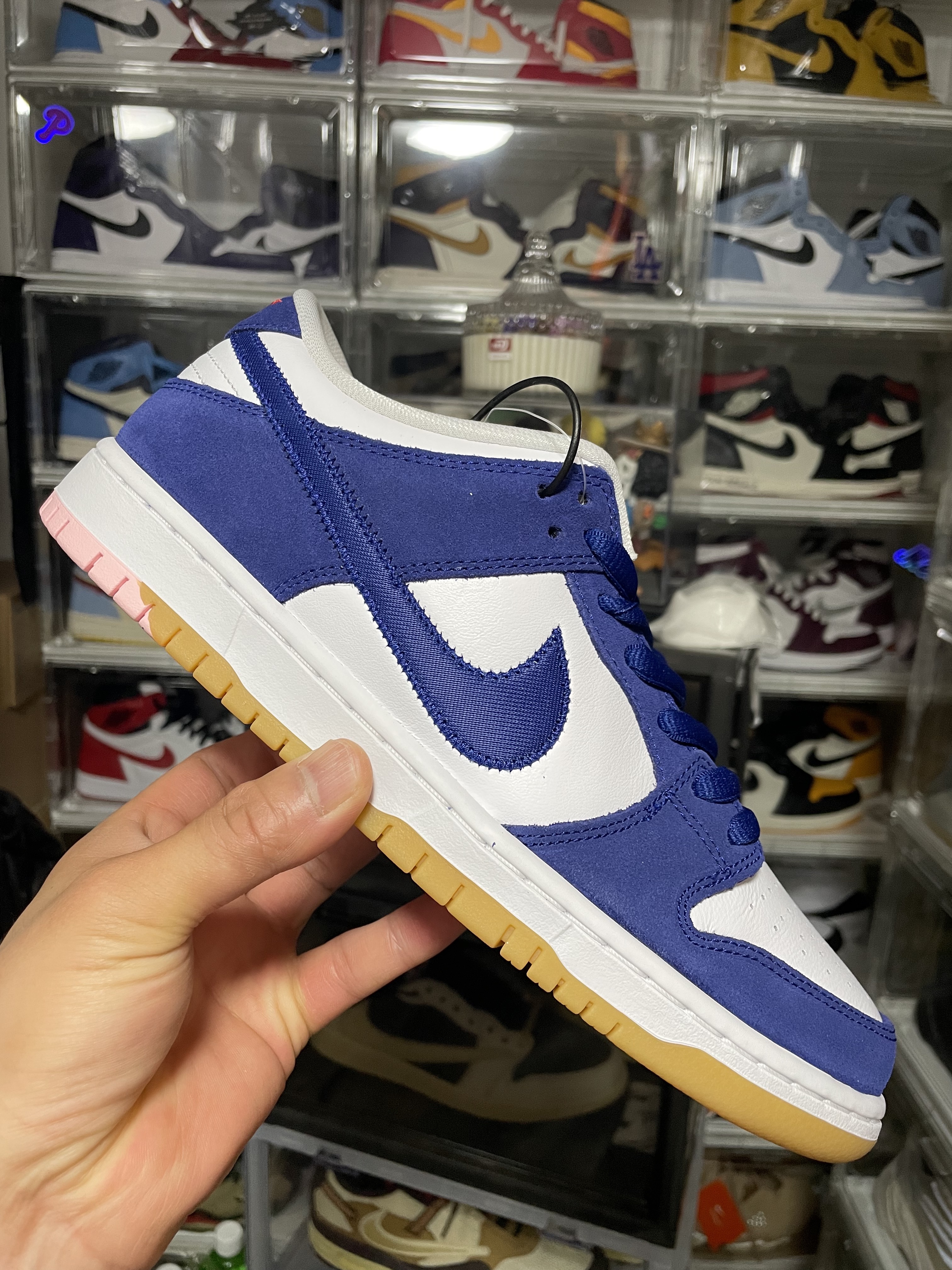 Nike x Supreme SB Dunk Low Hyper Blue, Nike SB Dunk Low Pro Premium Deep Royal Blue 착용 스타일 - 2