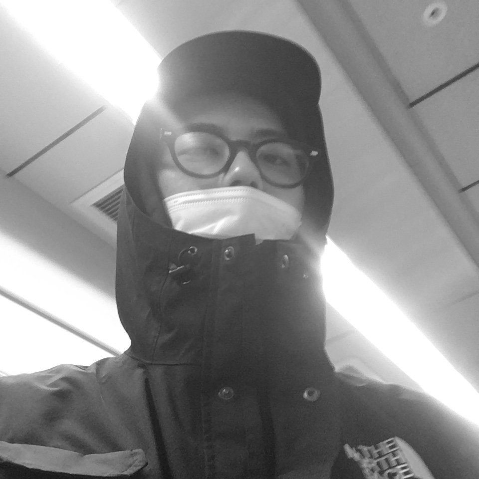 Supreme x The North Face Cargo Jacket Black - 20SS, Essentials Pull-Over Hoodie Heather Oatmeal - 21SS 착용 스타일 - 2