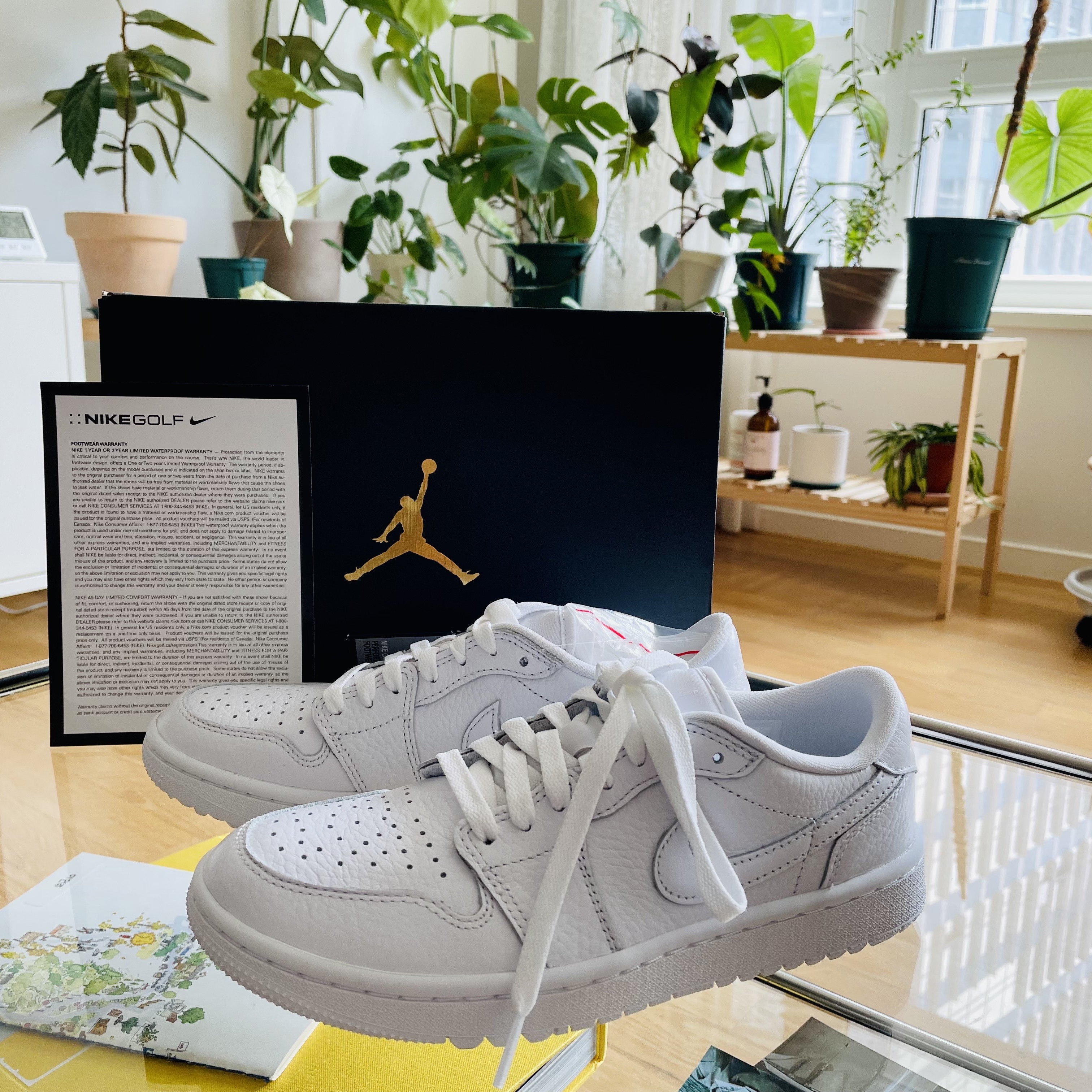 Jordan 1 Low Golf Triple White 착용 스타일 - 3