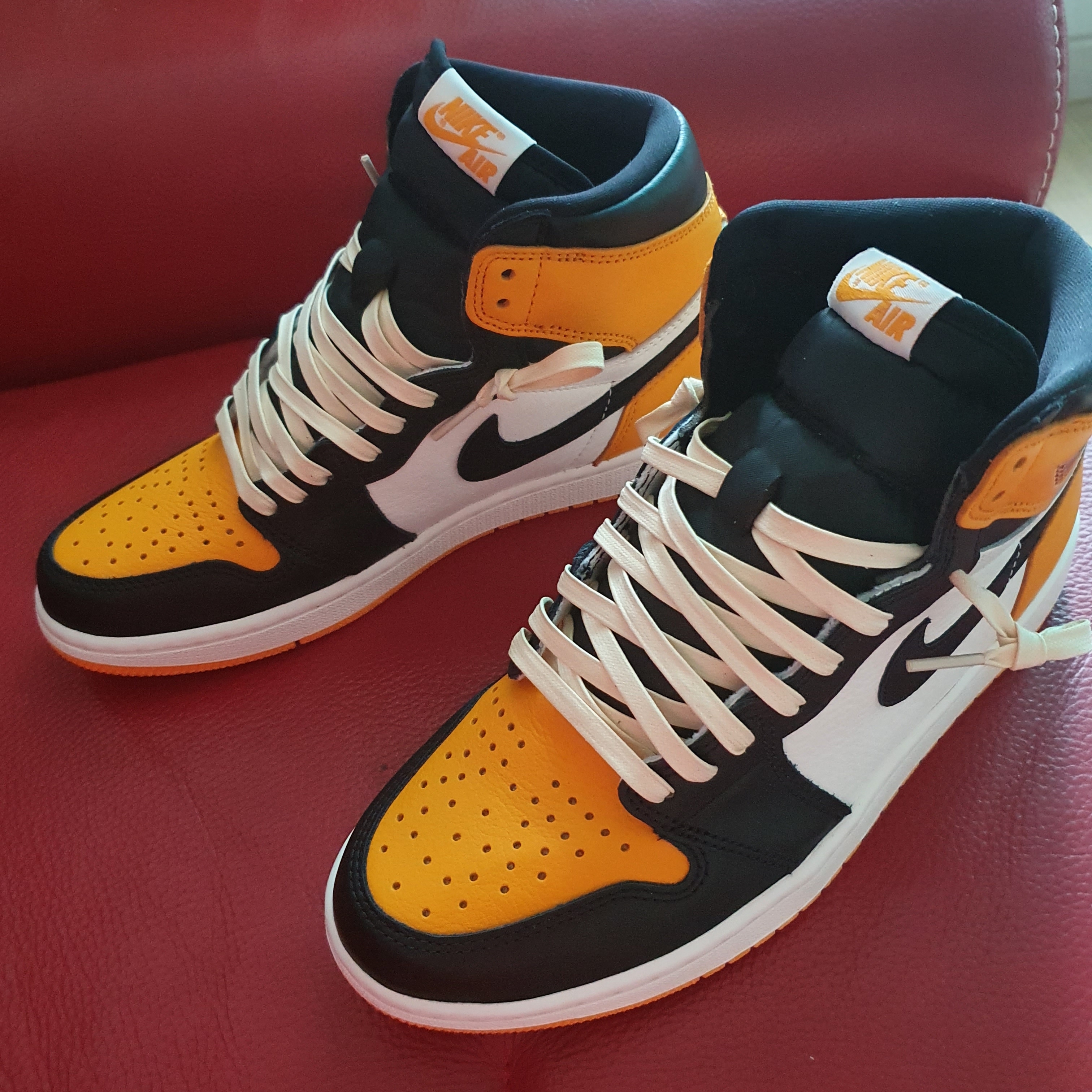 Jordan 1 Retro High OG Taxi 착용 스타일