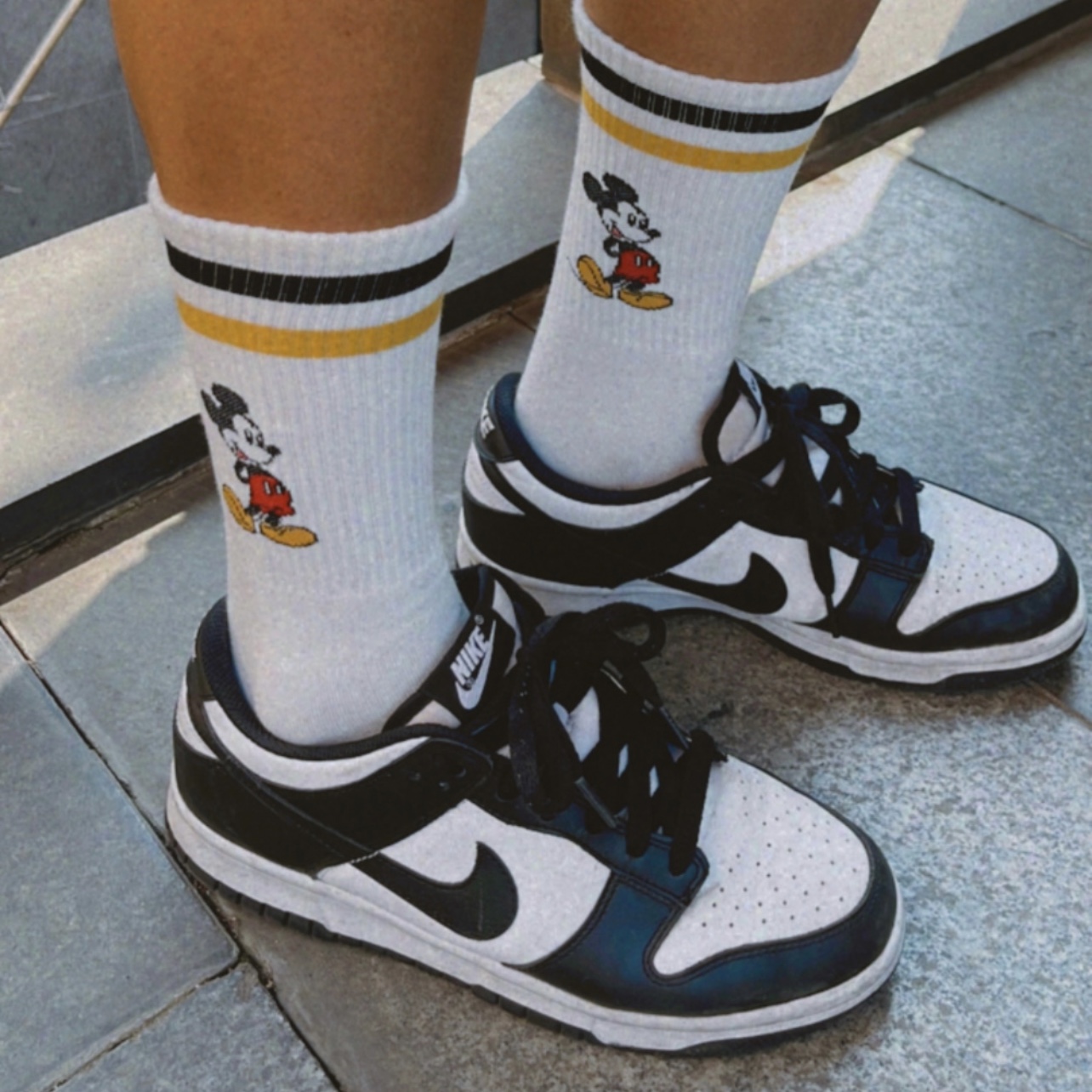 (W) Nike Dunk Low Black 착용 스타일