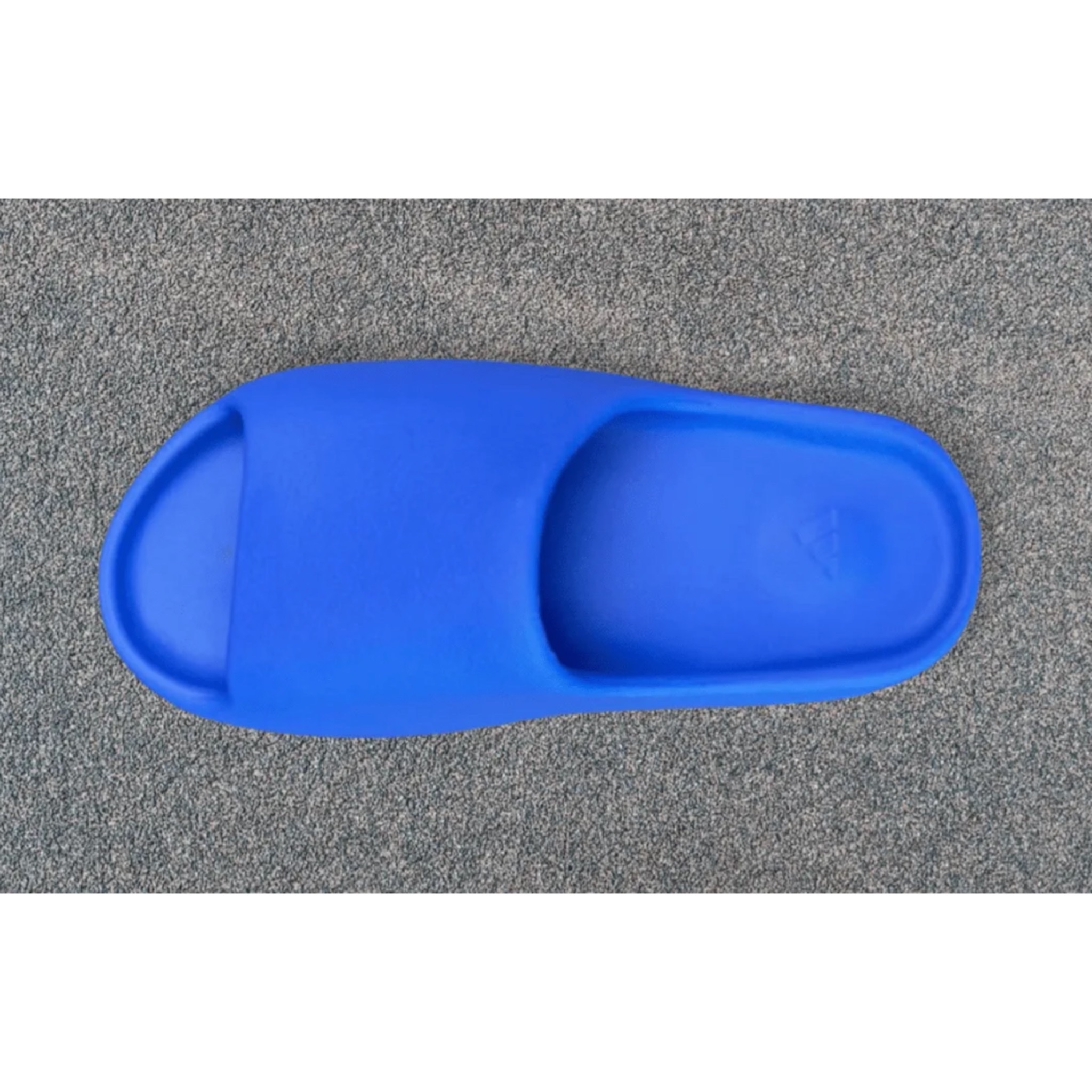 Adidas Yeezy Slide Pure - Re-Release Ver., Adidas Yeezy Slide Onyx 착용 스타일 - 5