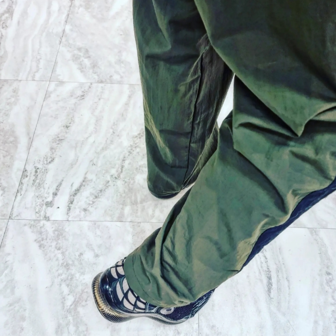 Asics x Kiko Kostadinov Gel-Sokat 2 Coffee 착용 스타일 - 1
