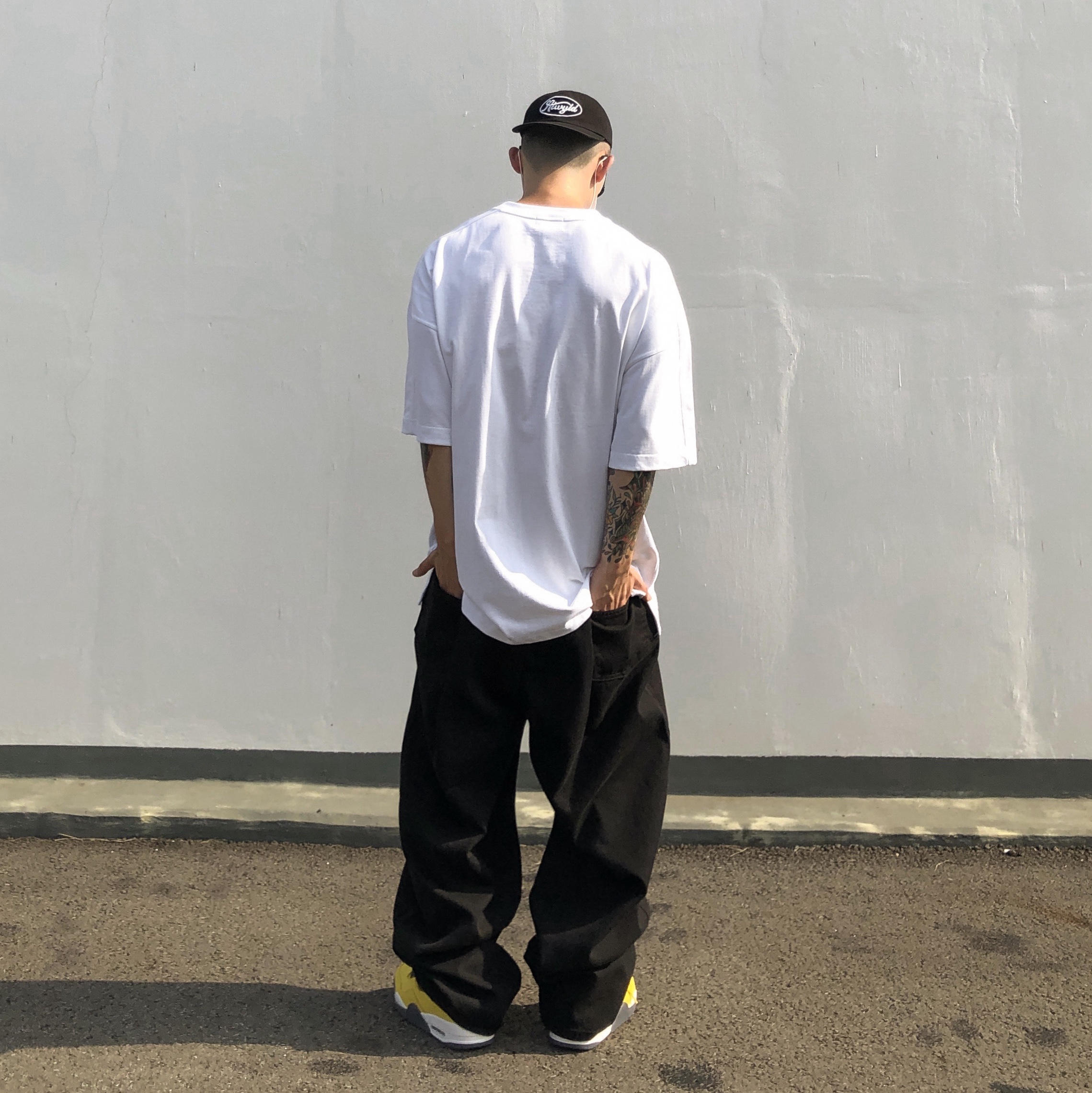 Jordan 4 Retro Tour Yellow 착용 스타일 - 4