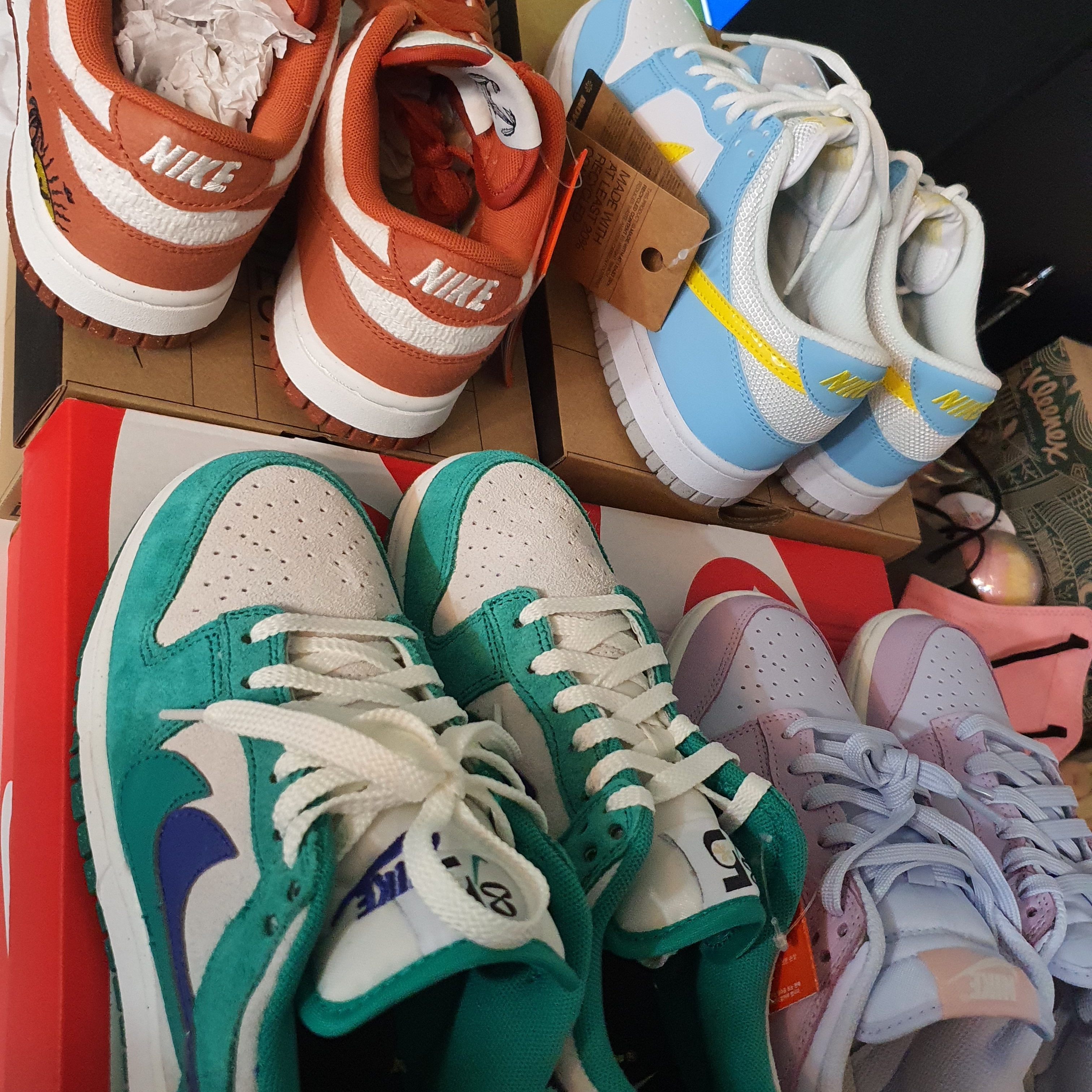 (W) Nike Dunk Low SE 85 Neptune Green and Sail, (GS) Nike Dunk Low Next Nature Blue Chill Yellow Strike 착용 스타일 - 2