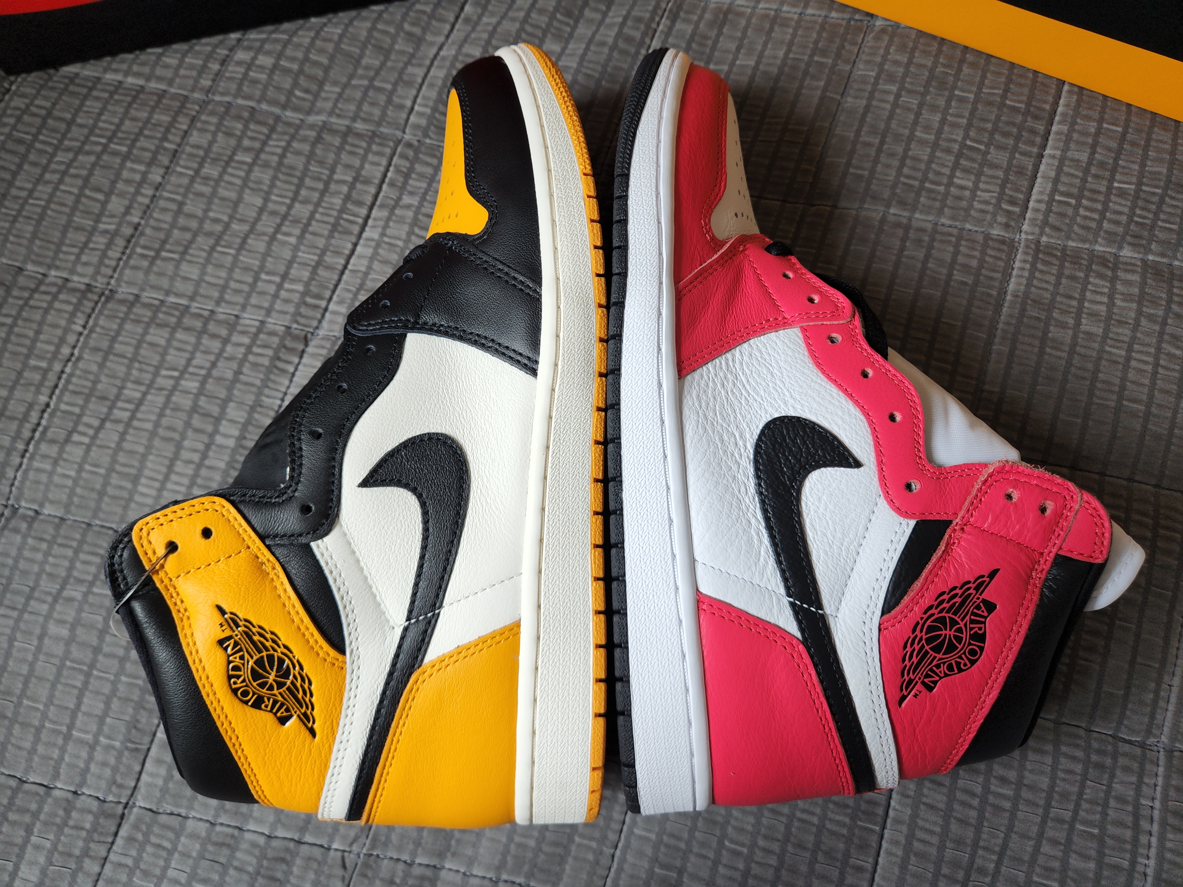 Jordan 1 Retro High OG Light Fusion Red, Jordan 1 Retro High OG Taxi 착용 스타일 - 4