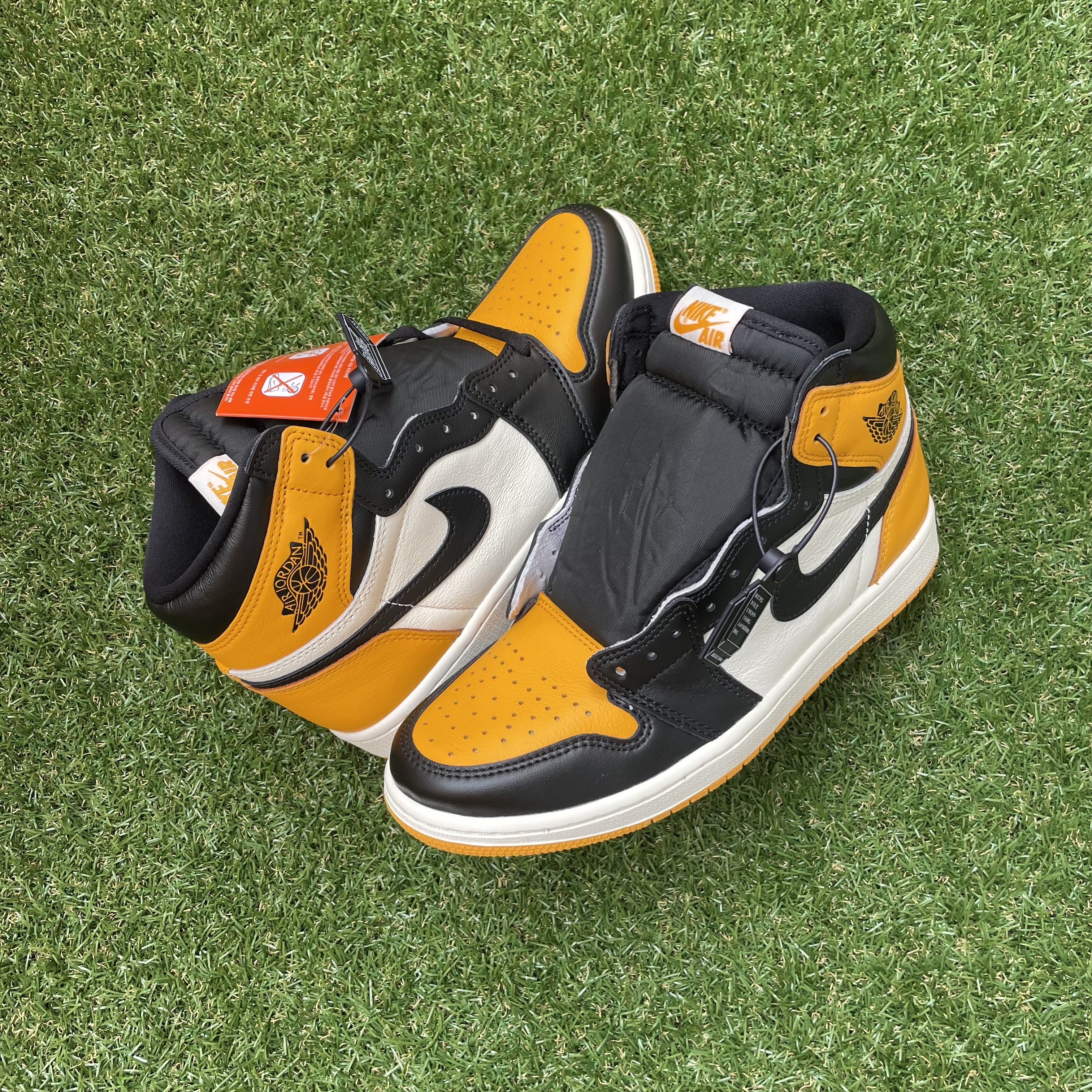 Jordan 1 Retro High OG Taxi 착용 스타일 - 2