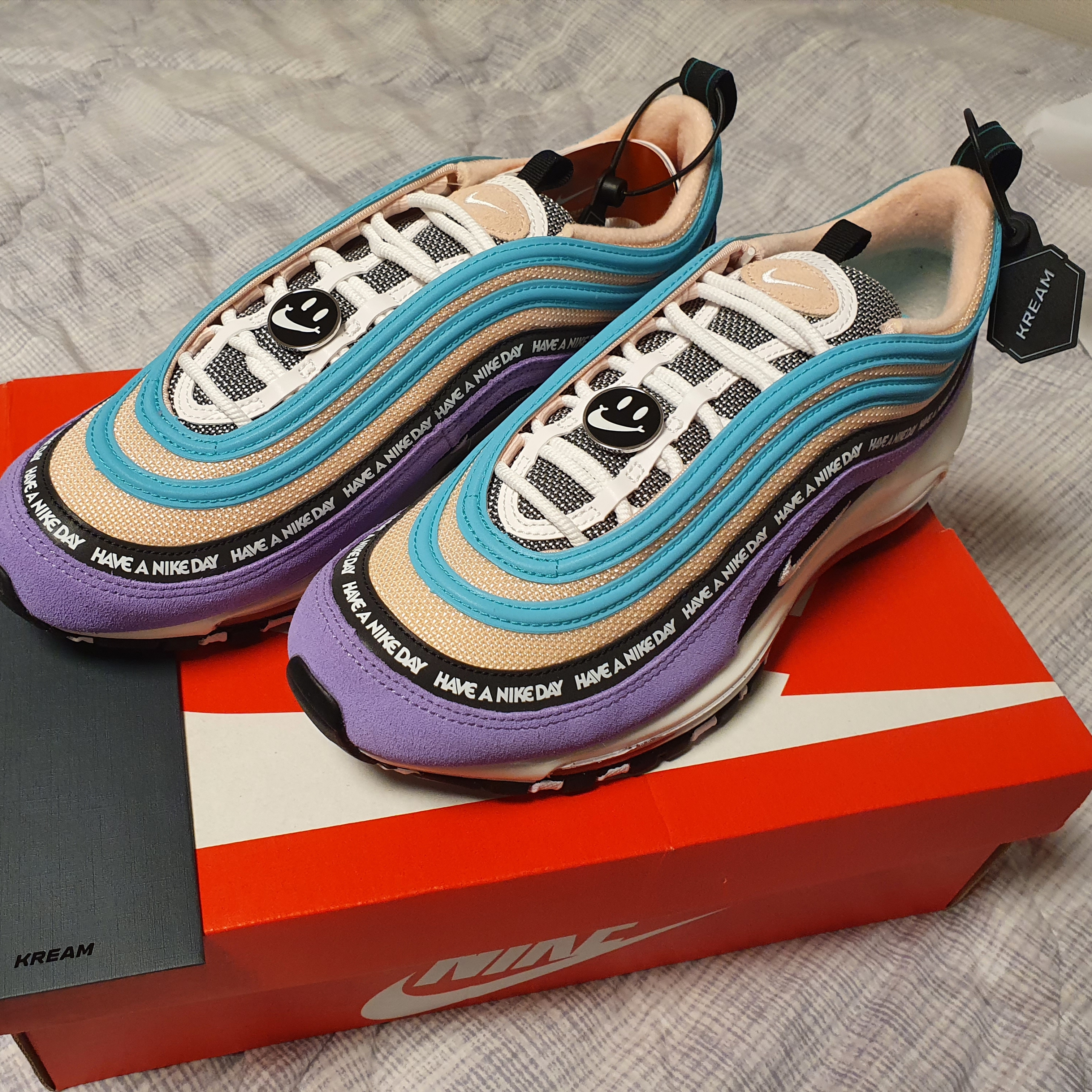 Nike Air Max 97 Have a Nike Day 착용 스타일