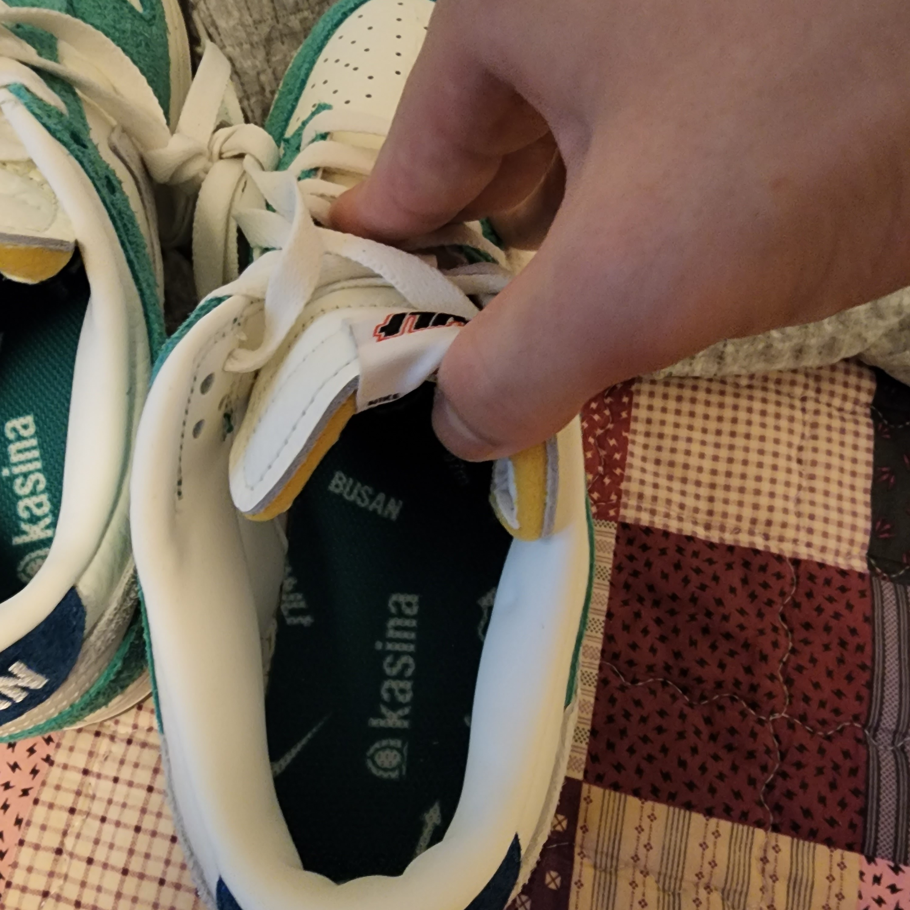 Nike x Kasina Dunk Low Road Sign - Kasina Exclusive, Jordan Flight Artist Series By Jacob Rochester Fleece Shorts Sail - Asia 착용 스타일 - 4