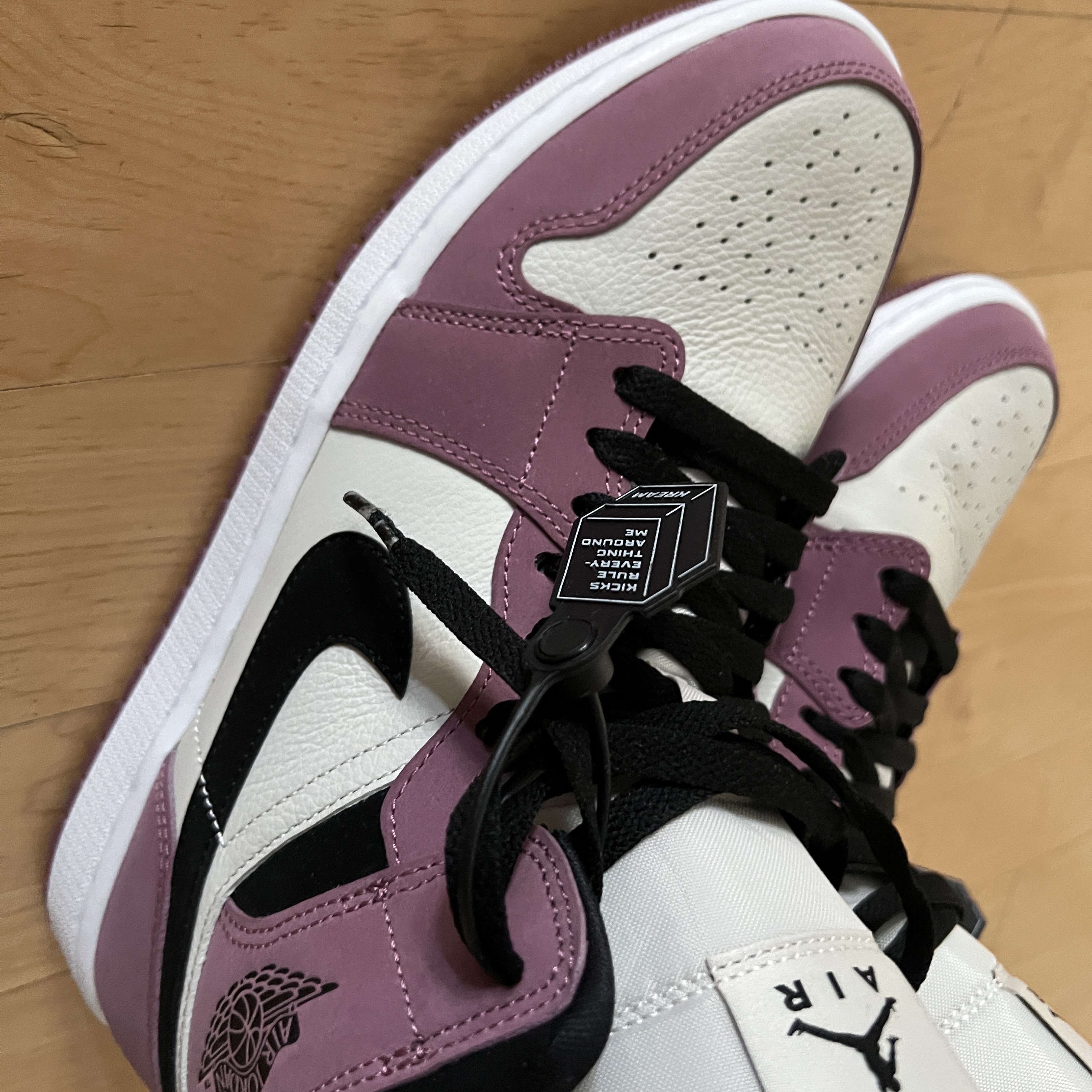 (W) Jordan 1 Mid SE Light Mulberry 착용 스타일