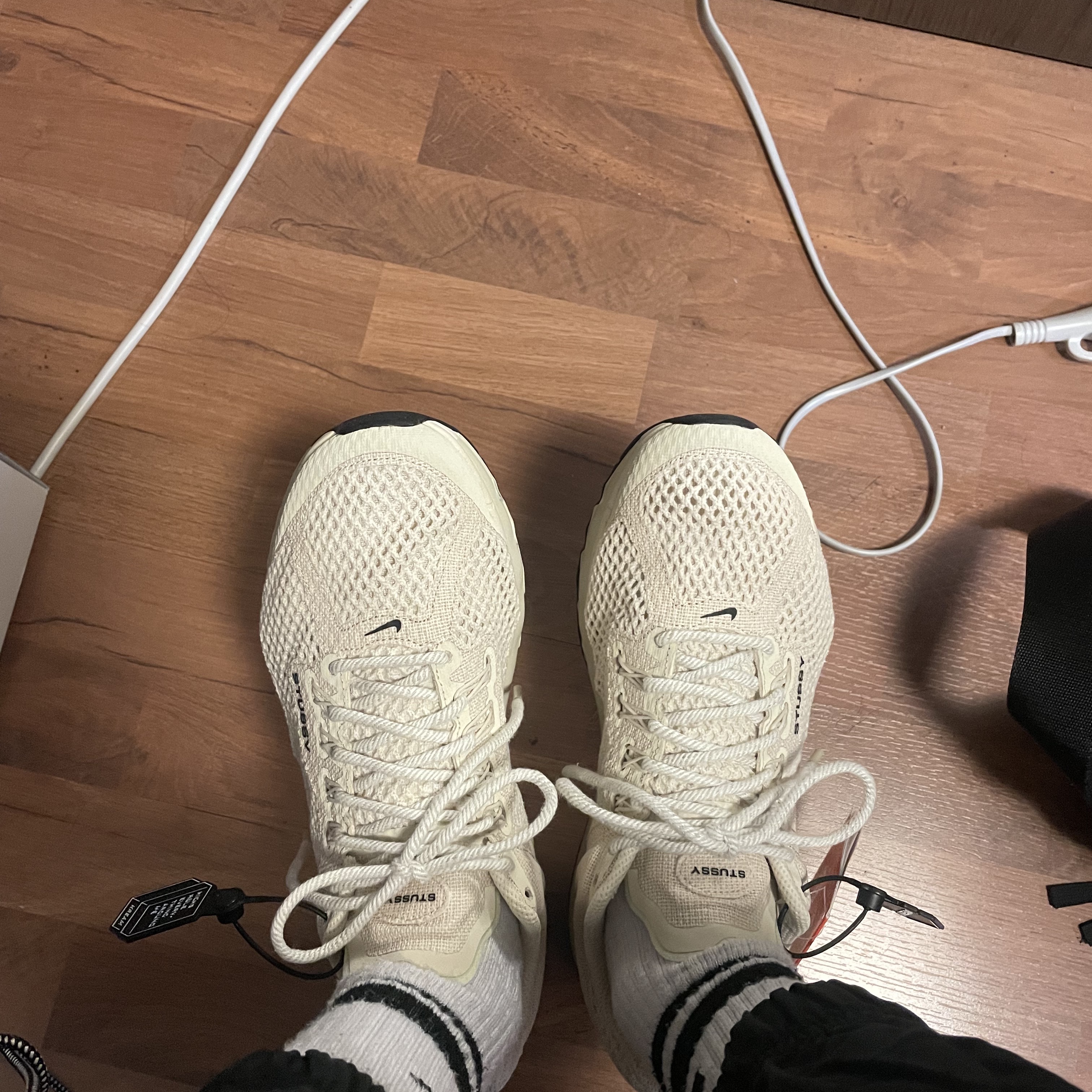 Nike x Stussy Air Max 2013 Fossil 착용 스타일 - 3