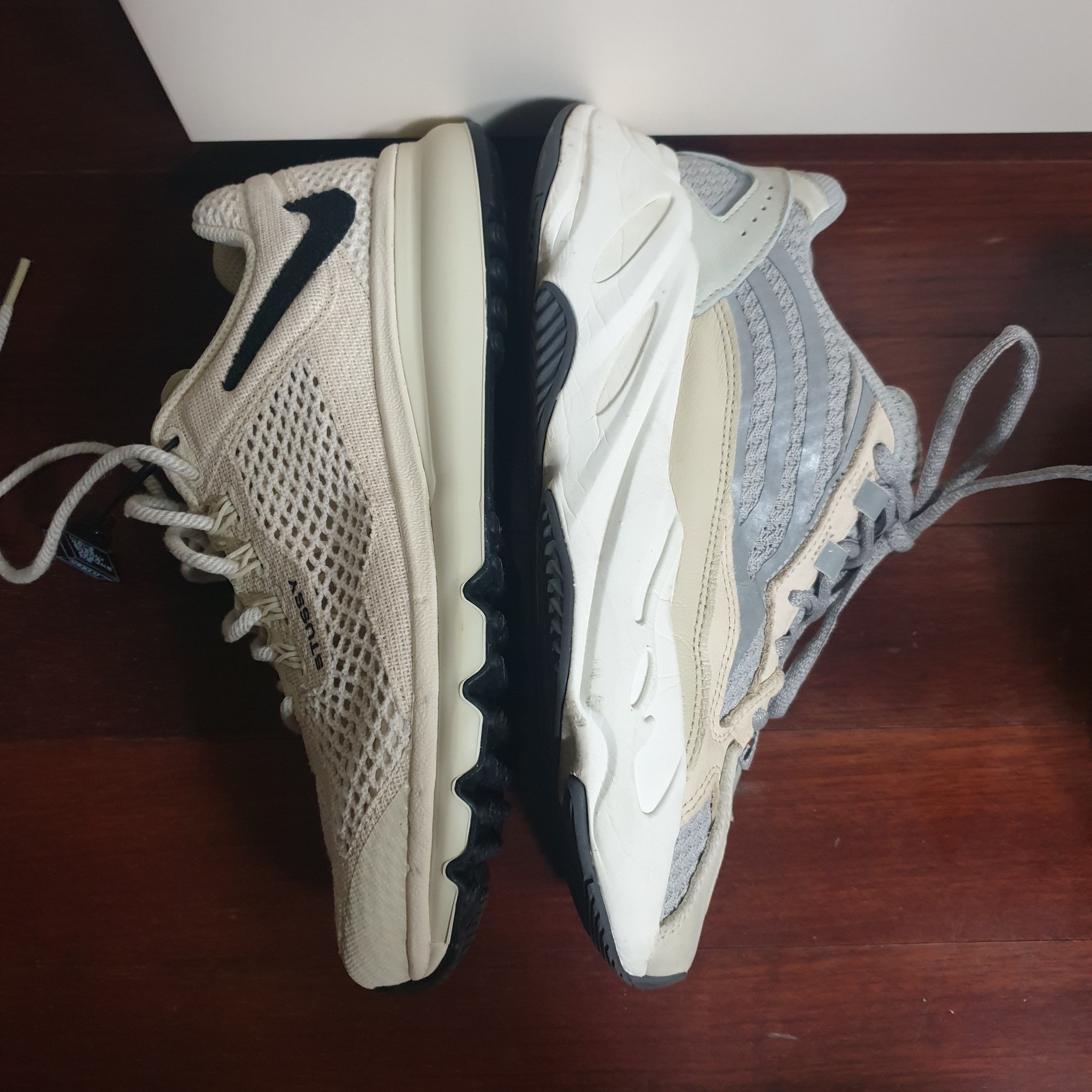 (W) Jordan 1 Mid SE Newsprint, Nike x Stussy Air Max 2013 Fossil 착용 스타일 - 3