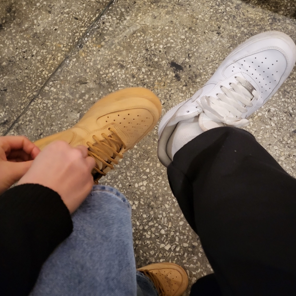 Nike Air Force 1 '07 Low White, Nike Air Force 1 '07 WB Flax 착용 스타일