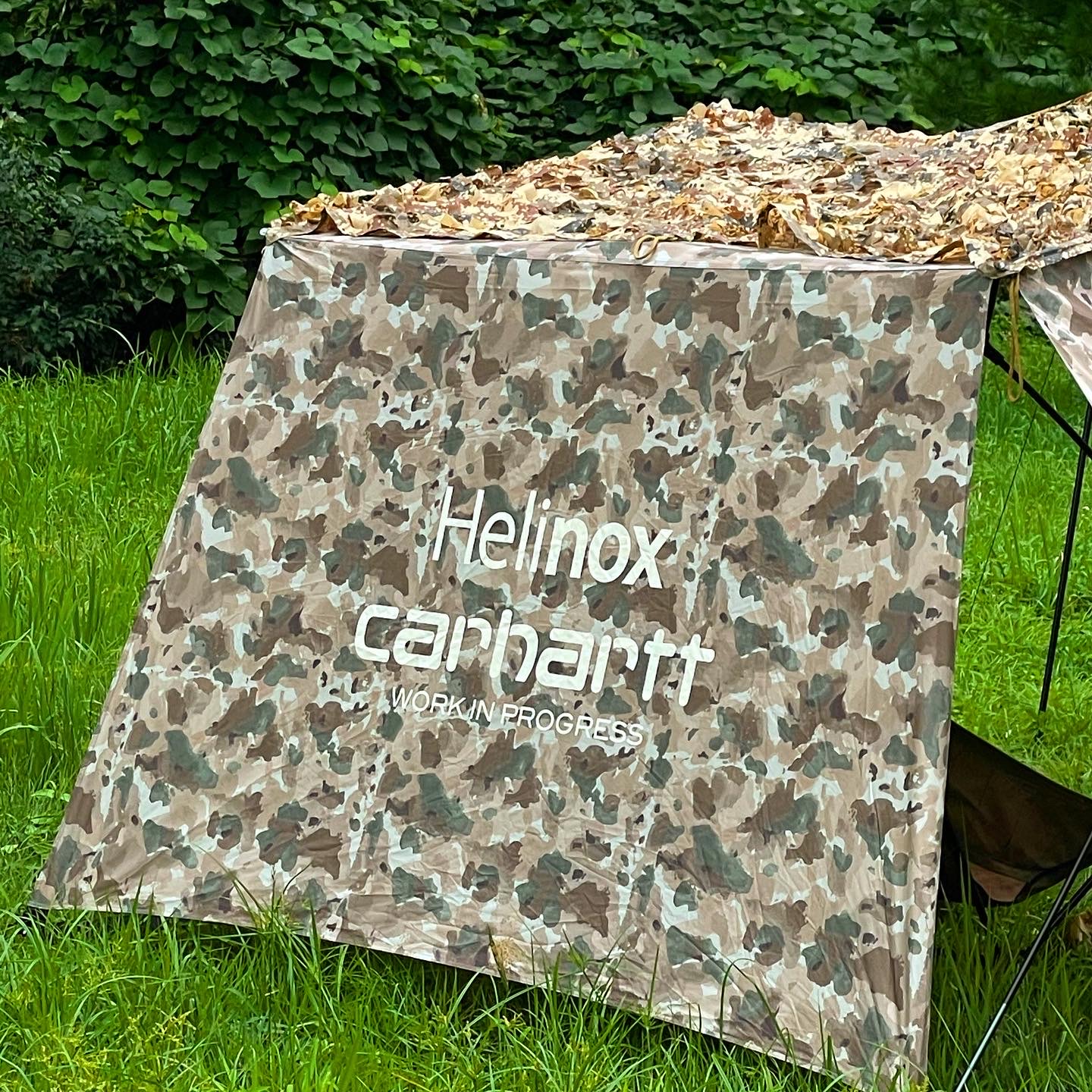 Helinox x Carhartt WIP Royal Box Shade Camo Tide 착용 스타일 - 2