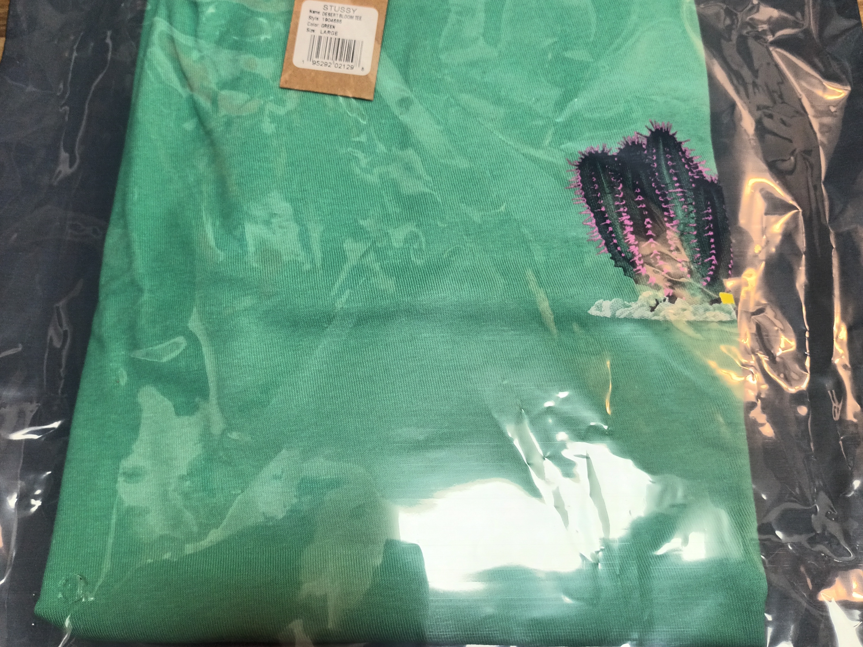 (W) Jordan 1 Mid Washed Teal Mint Foam, Stussy Desert Bloom T-Shirt Green 착용 스타일 - 1