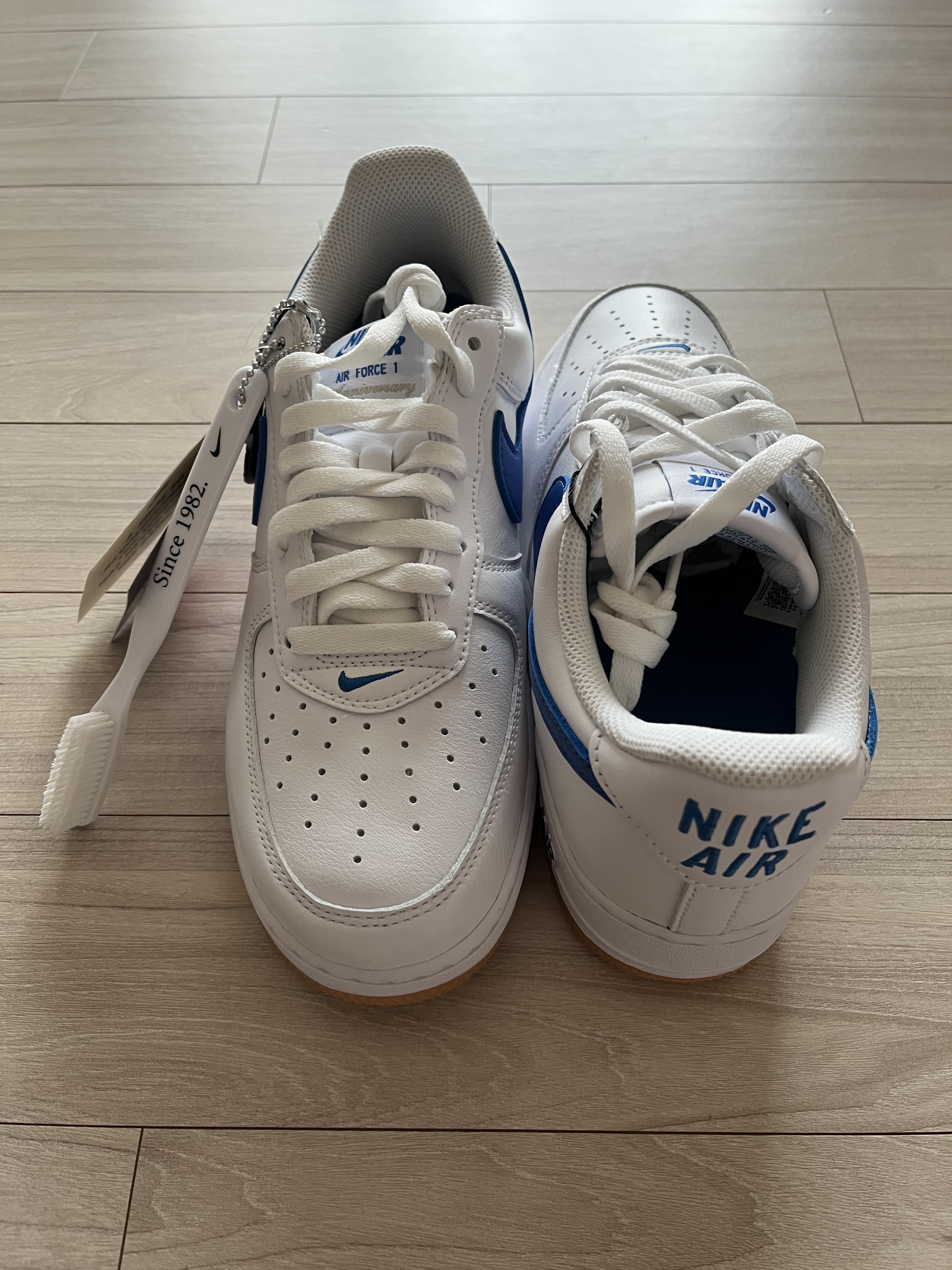 Nike Air Force 1 Low Retro Color of the Month Varsity Royal 착용 스타일 - 3