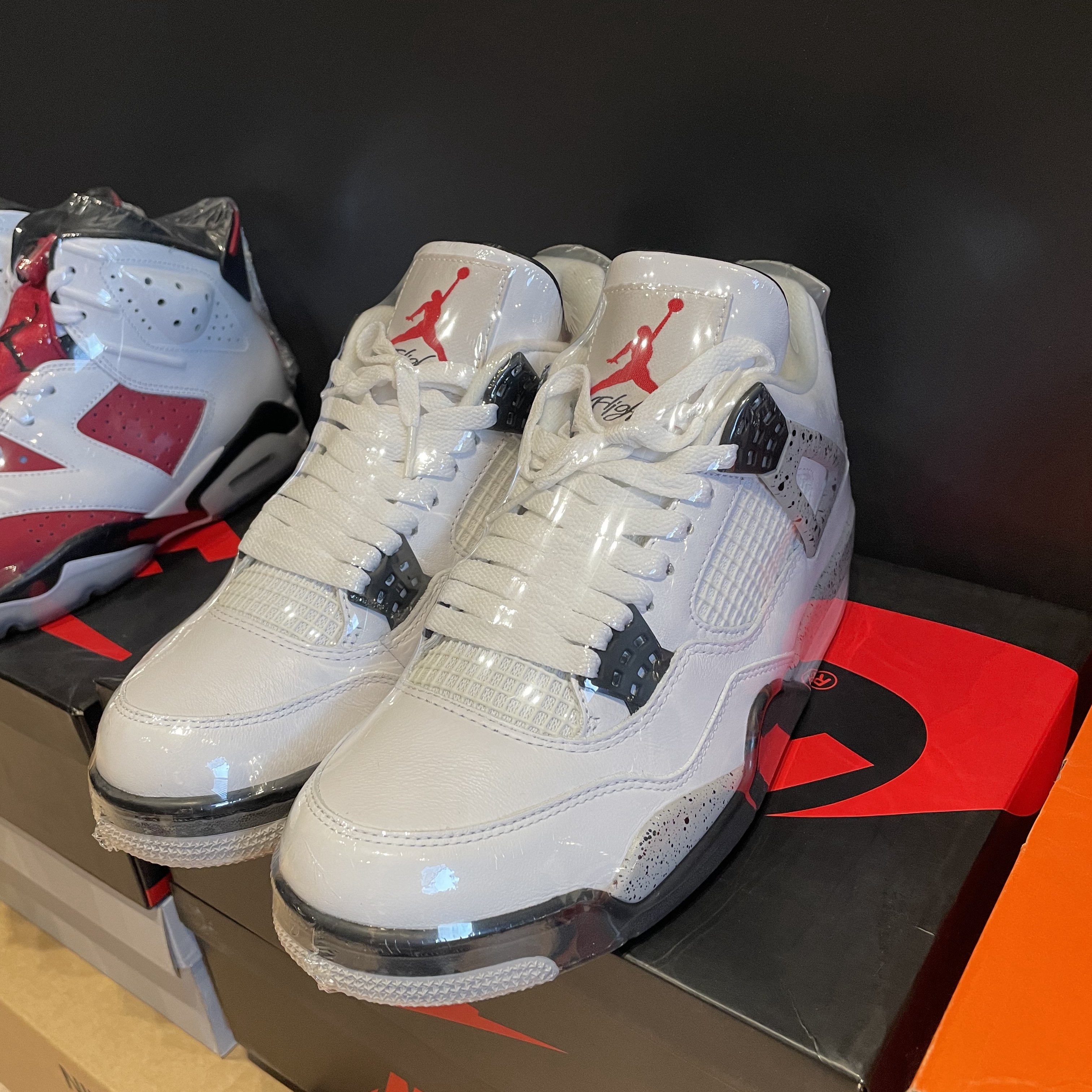 Jordan 4 Retro OG White Cement 2016 착용 스타일 - 2