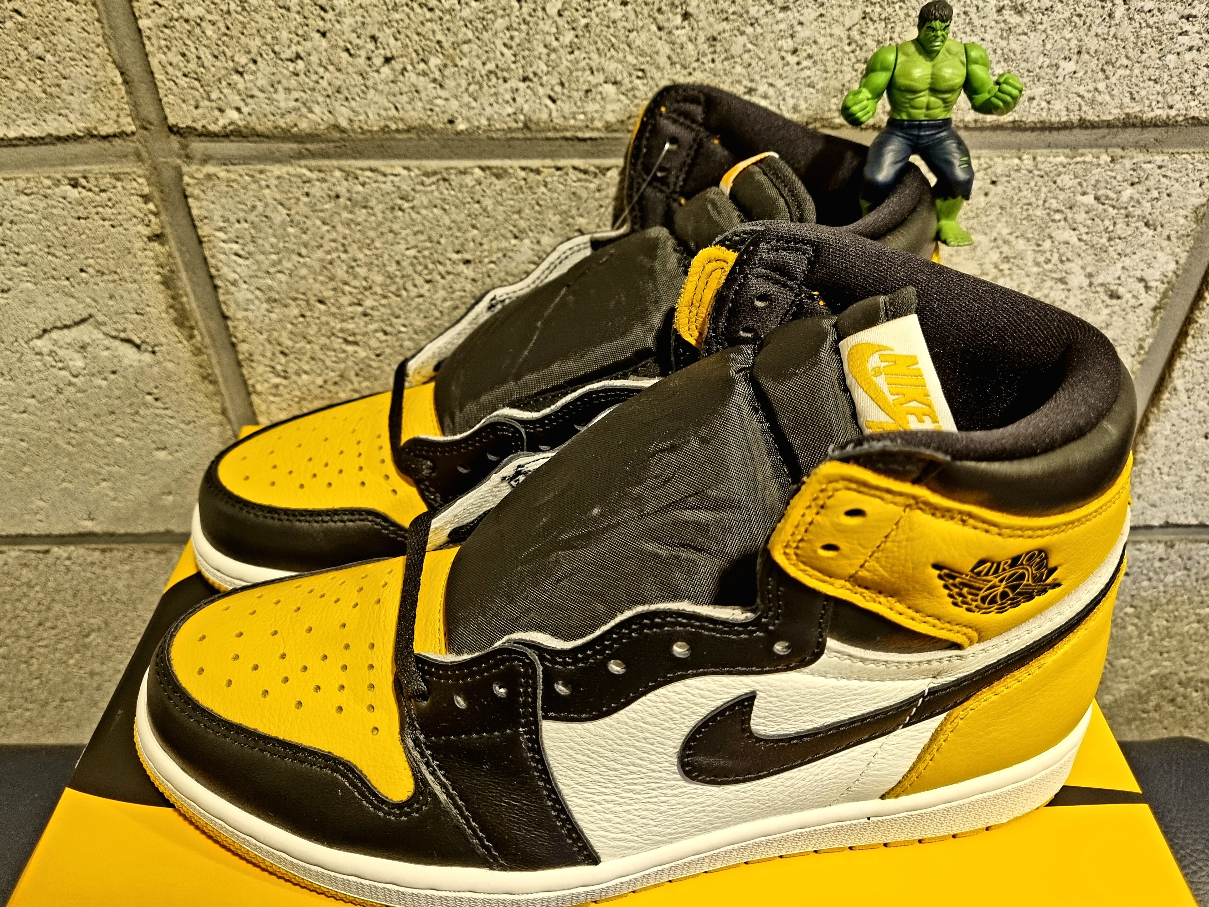 Jordan 1 Retro High OG Taxi 착용 스타일 - 1