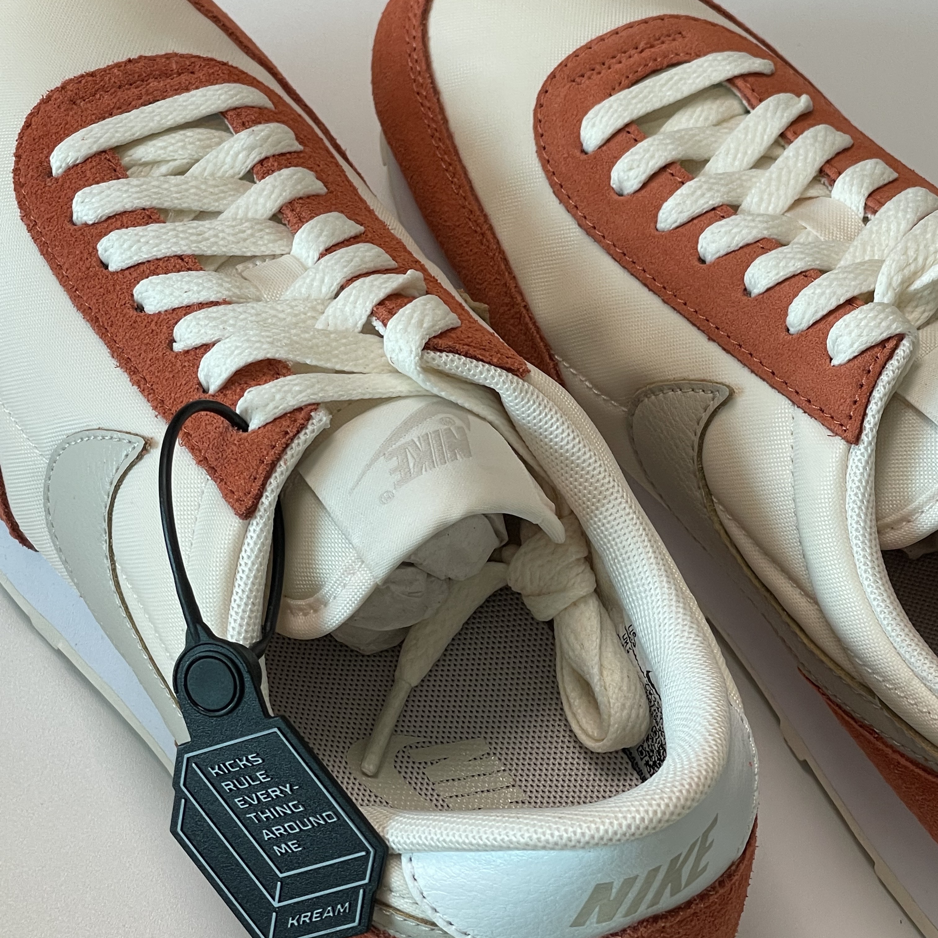 (W) Nike Daybreak Pale Ivory Light Sienna 착용 스타일 - 3