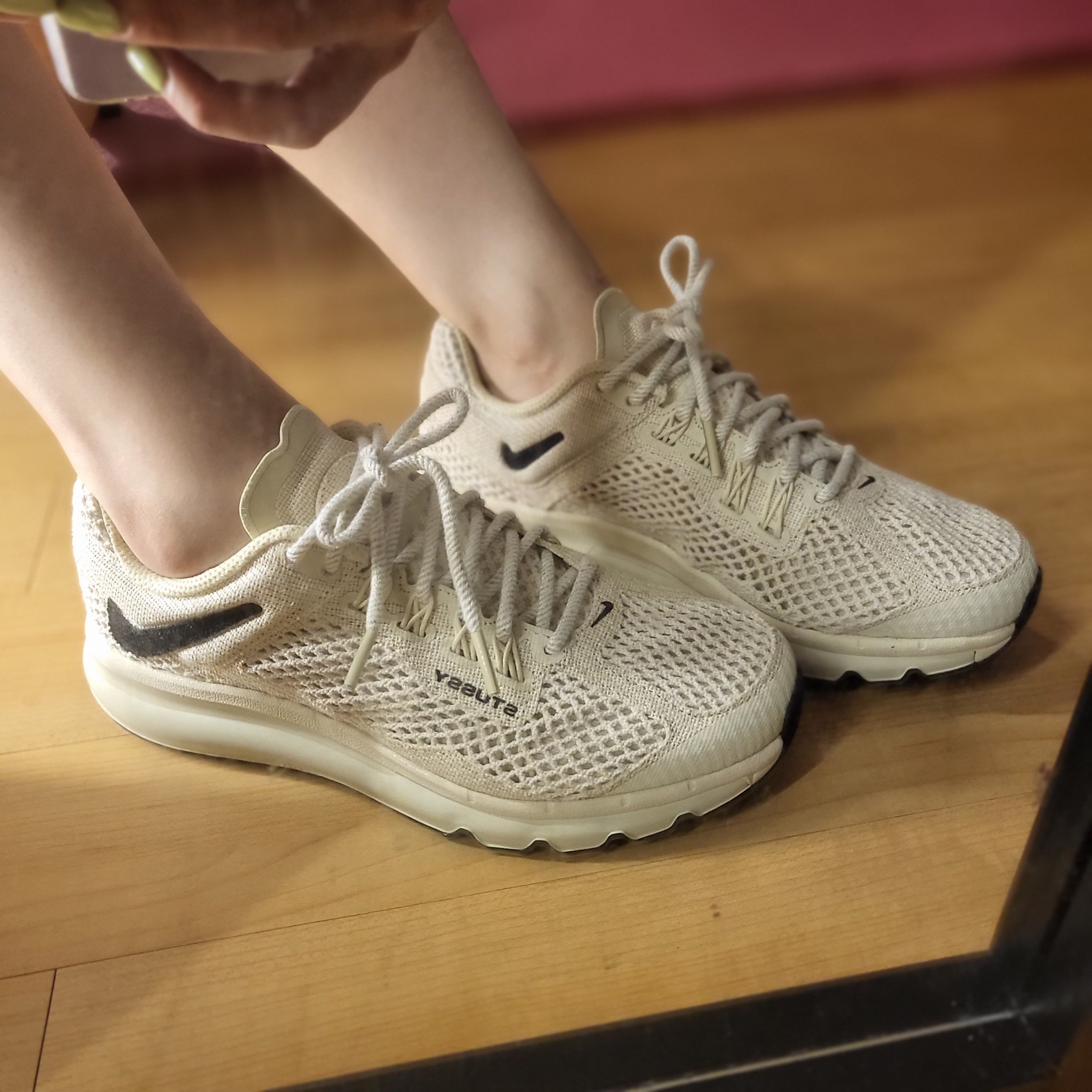Nike x Stussy Air Max 2013 Fossil 착용 스타일