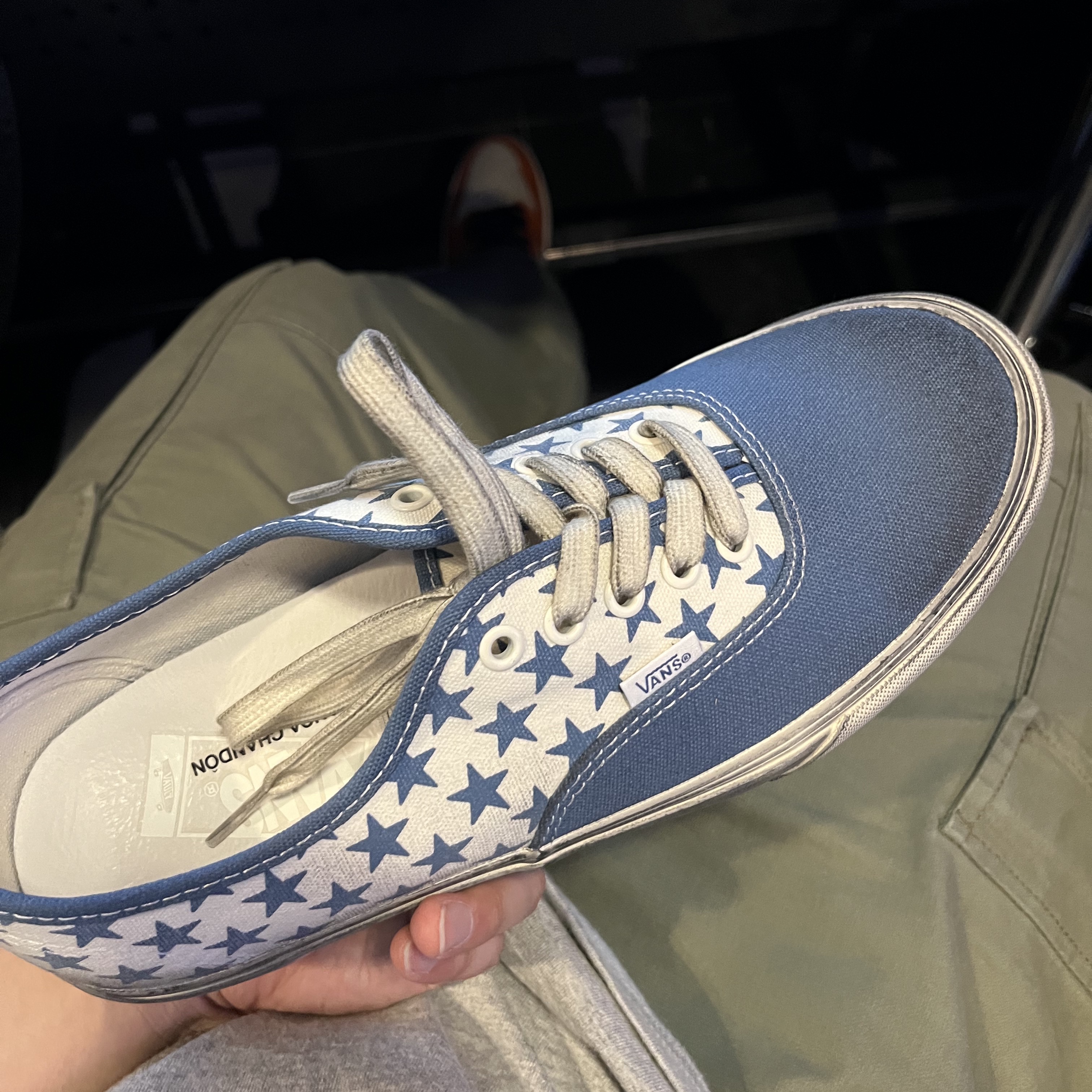 Vans Vault x Bianca Chandon Authentic LX Stressed Navy White 착용 스타일 - 4