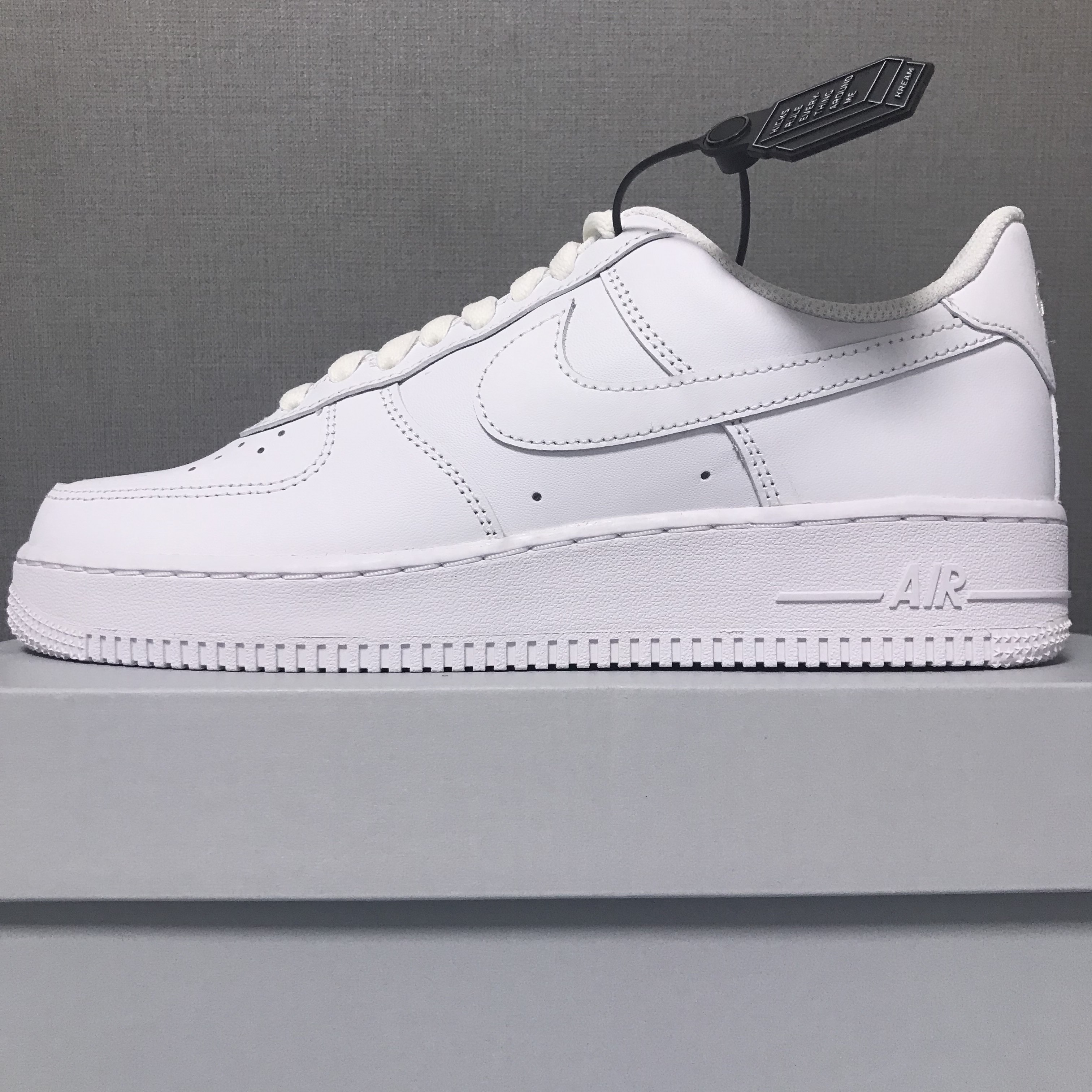 Nike Air Force 1 '07 Low White 착용 스타일