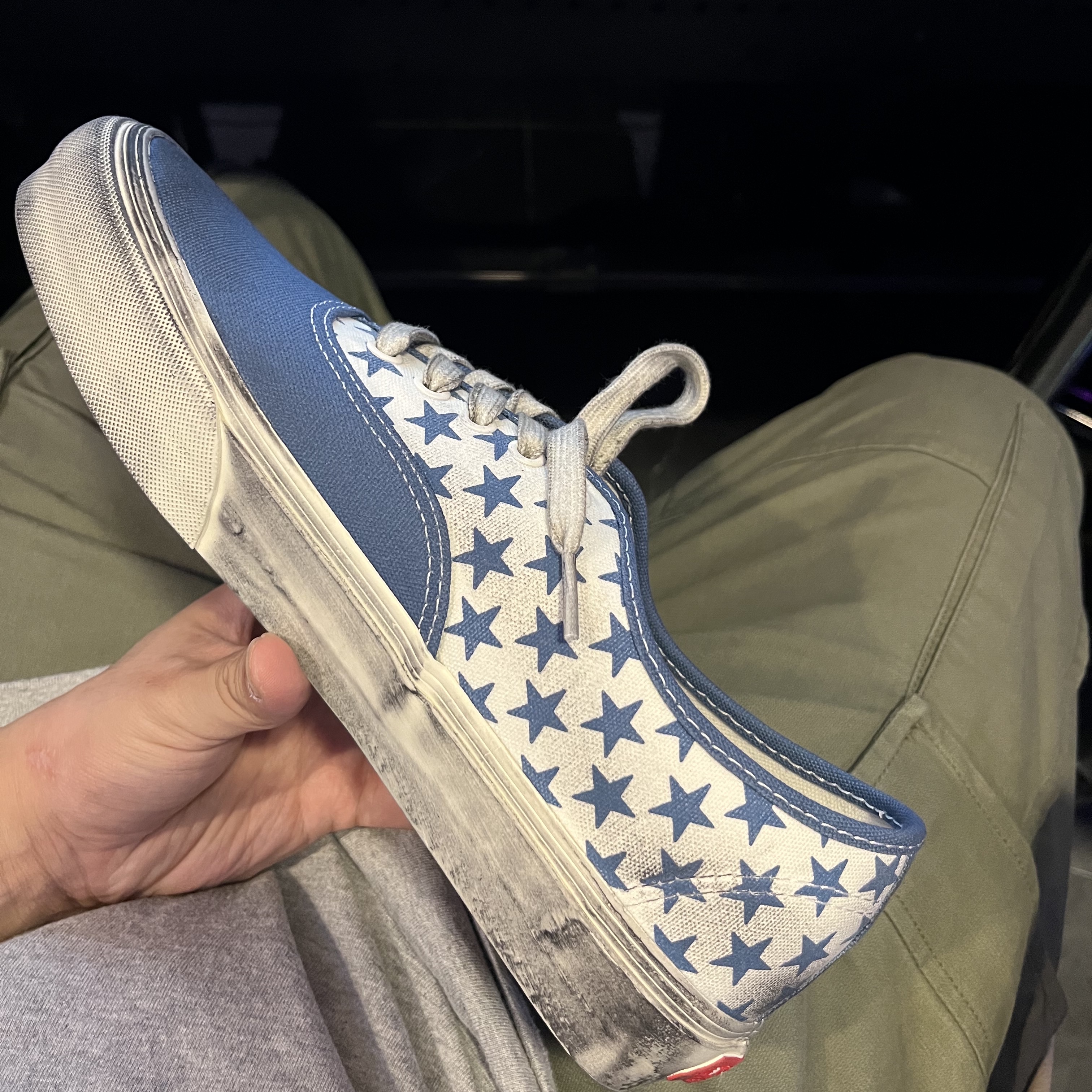 Vans Vault x Bianca Chandon Authentic LX Stressed Navy White 착용 스타일 - 3