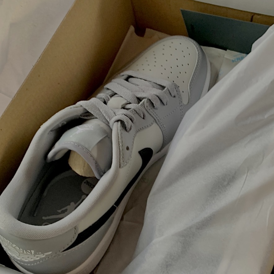 Jordan 1 Low Golf Wolf Grey 착용 스타일