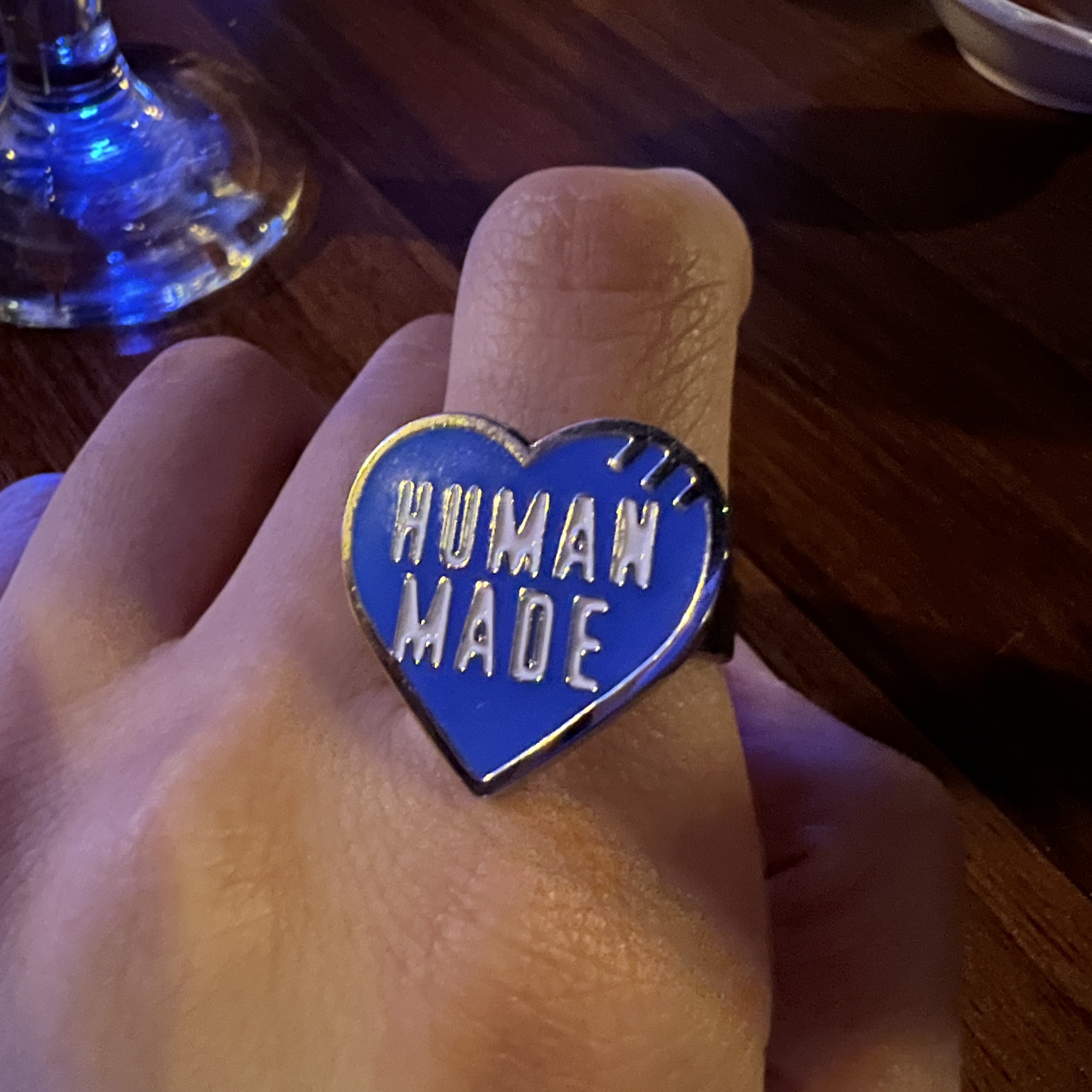 Human Made Heart Ring Blue 착용 스타일