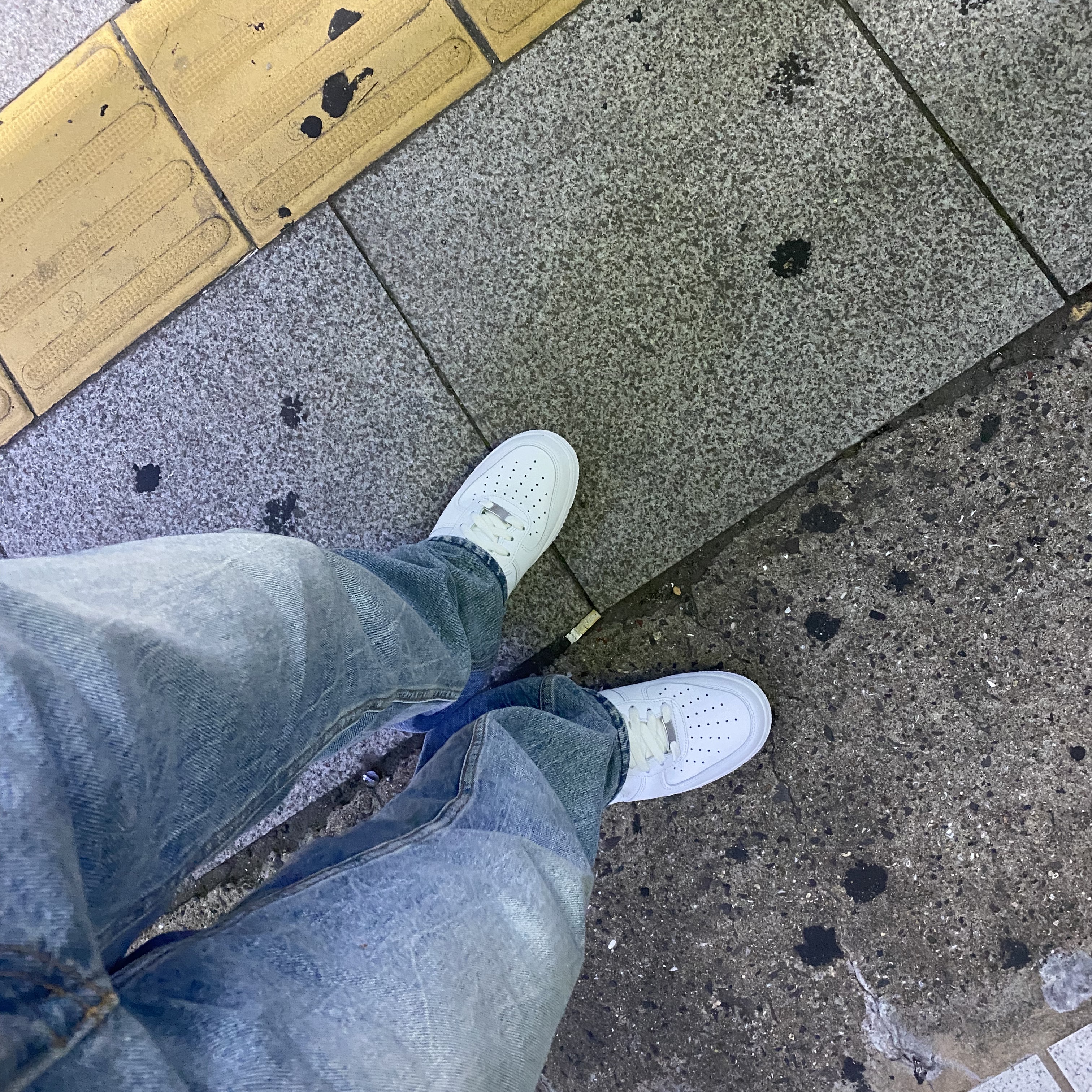 Nike Air Force 1 '07 Low White 착용 스타일