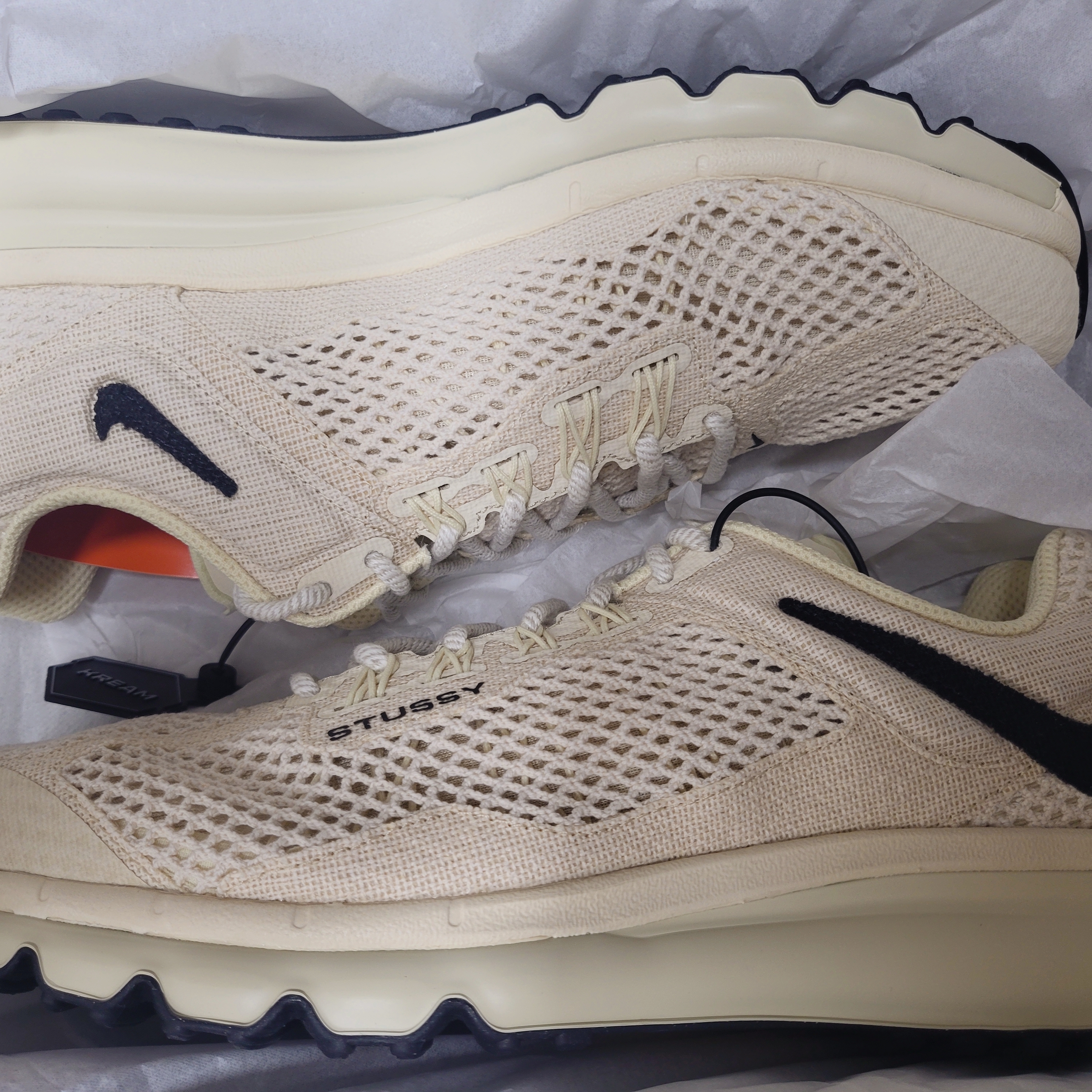 Nike x Stussy Air Max 2013 Fossil 착용 스타일 - 2