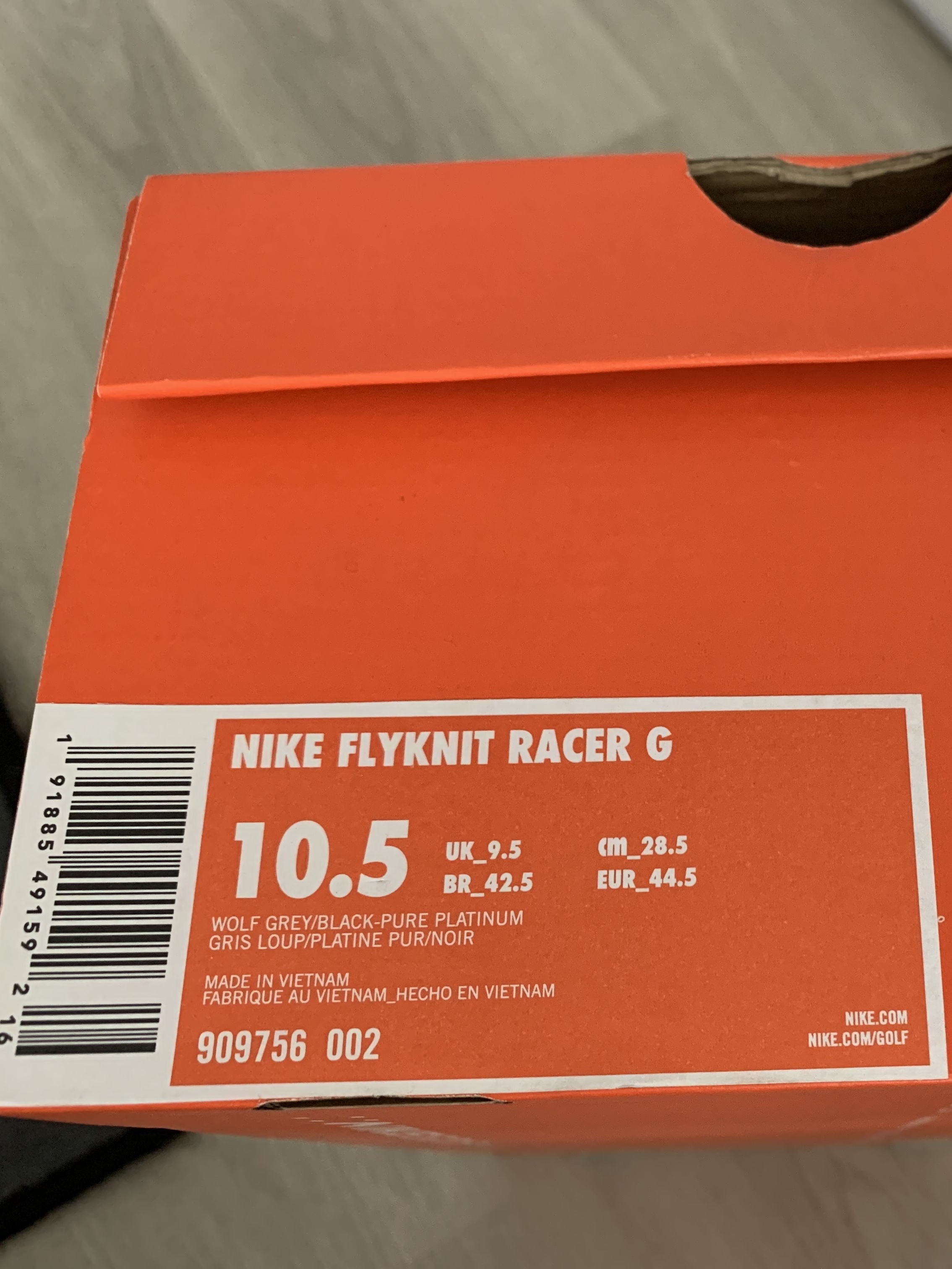 Nike Flyknit Racer G Wolf Grey 착용 스타일 - 2