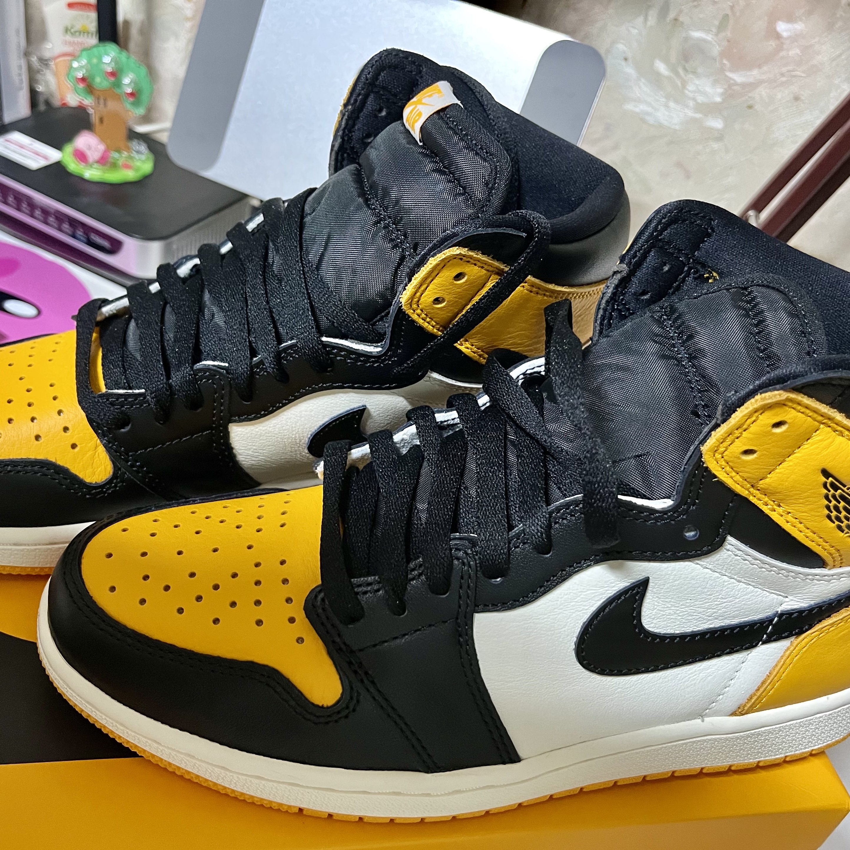 Jordan 1 Retro High OG Taxi 착용 스타일 - 2