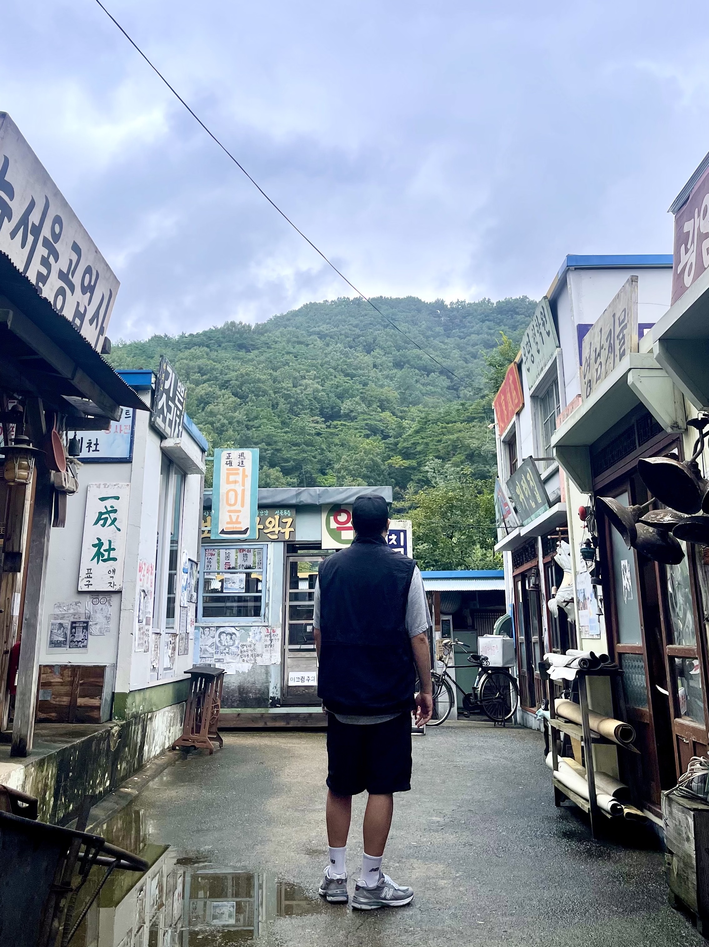 Palace Zip Off Gilet Jacket Black - 22SS, Palace Zip Off Bottoms Black - 22SS 착용 스타일 - 2