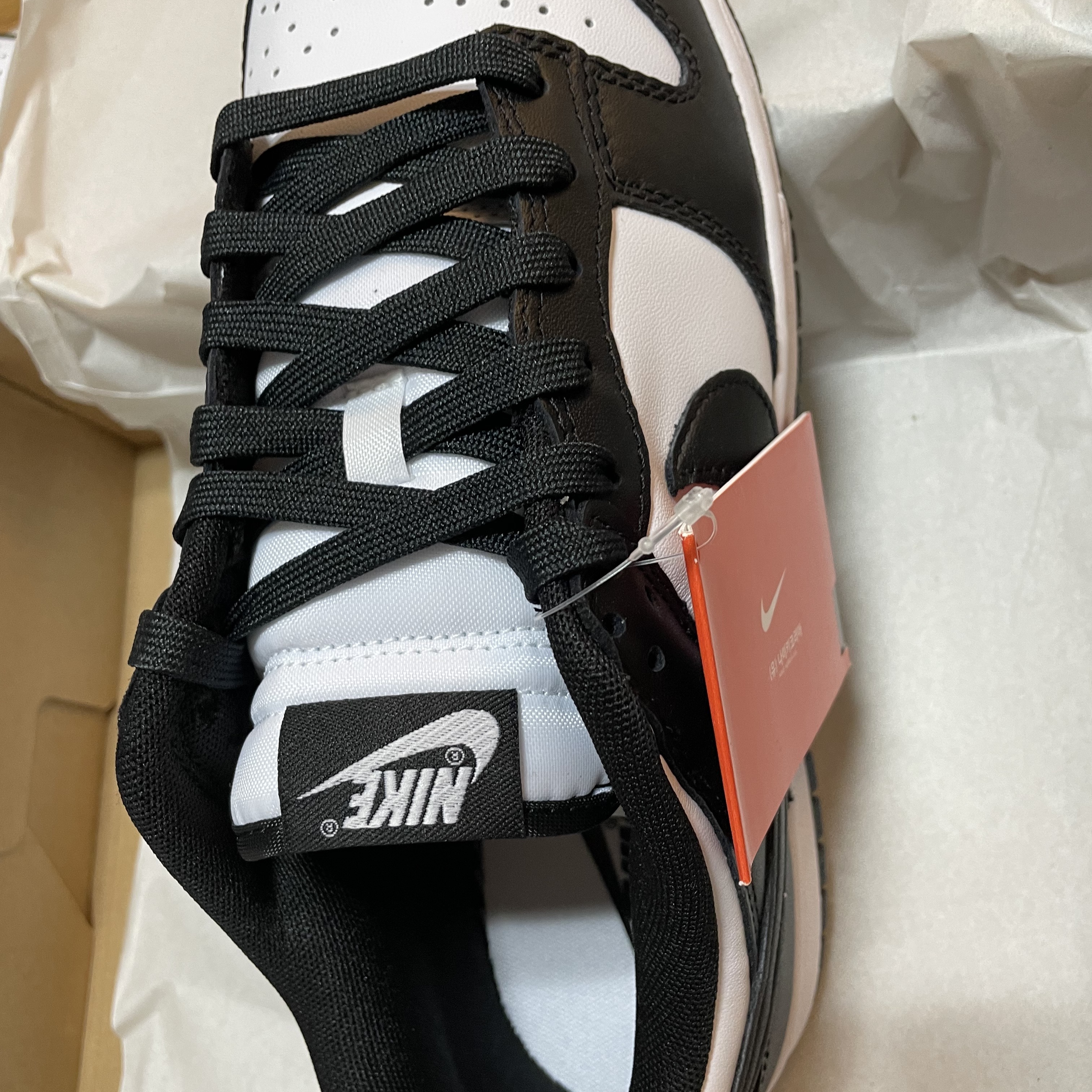 Nike Dunk Low Retro Black 착용 스타일
