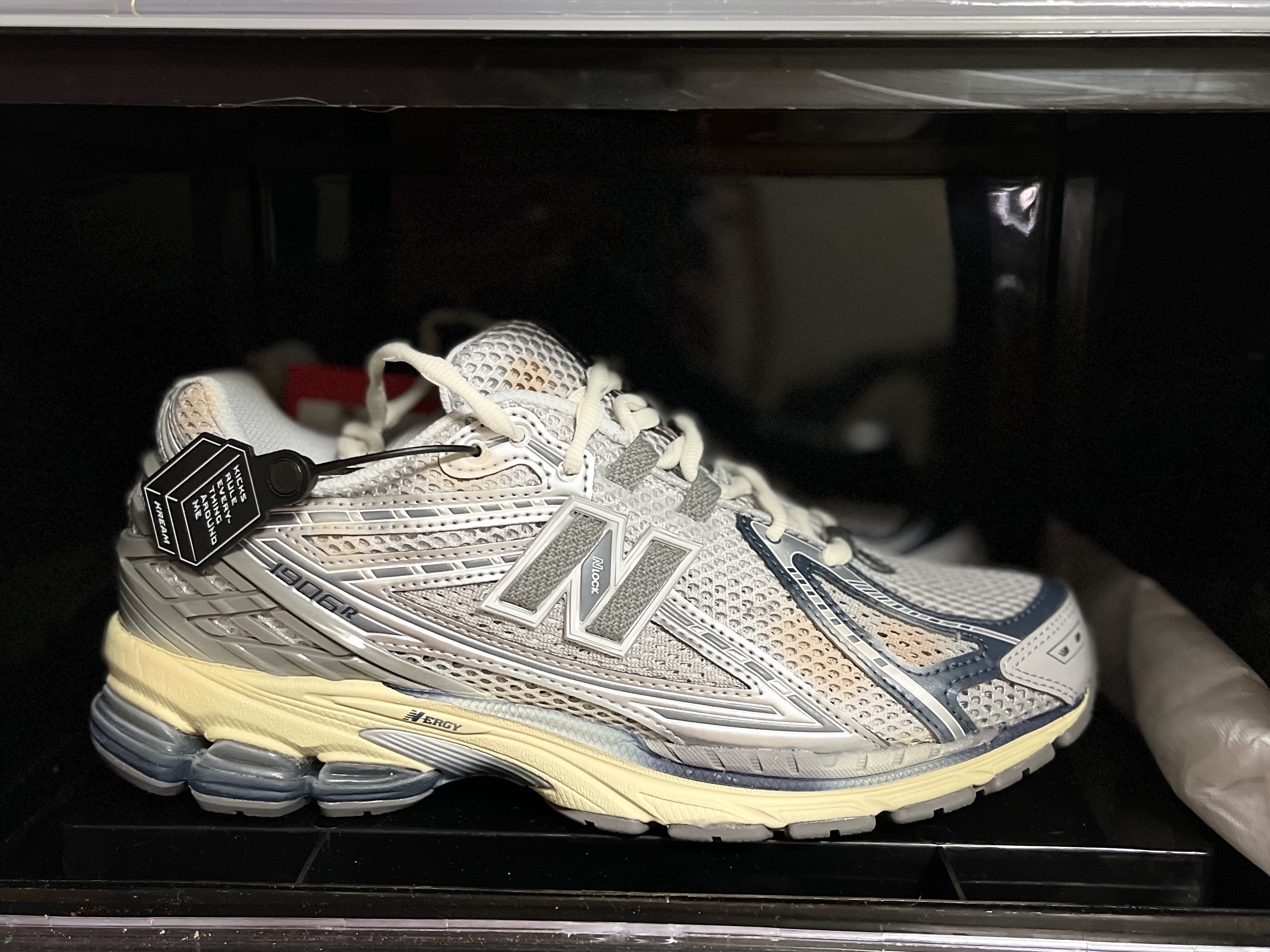 New Balance x Thisisneverthat 1906R 2022 Downtown Run 착용 스타일