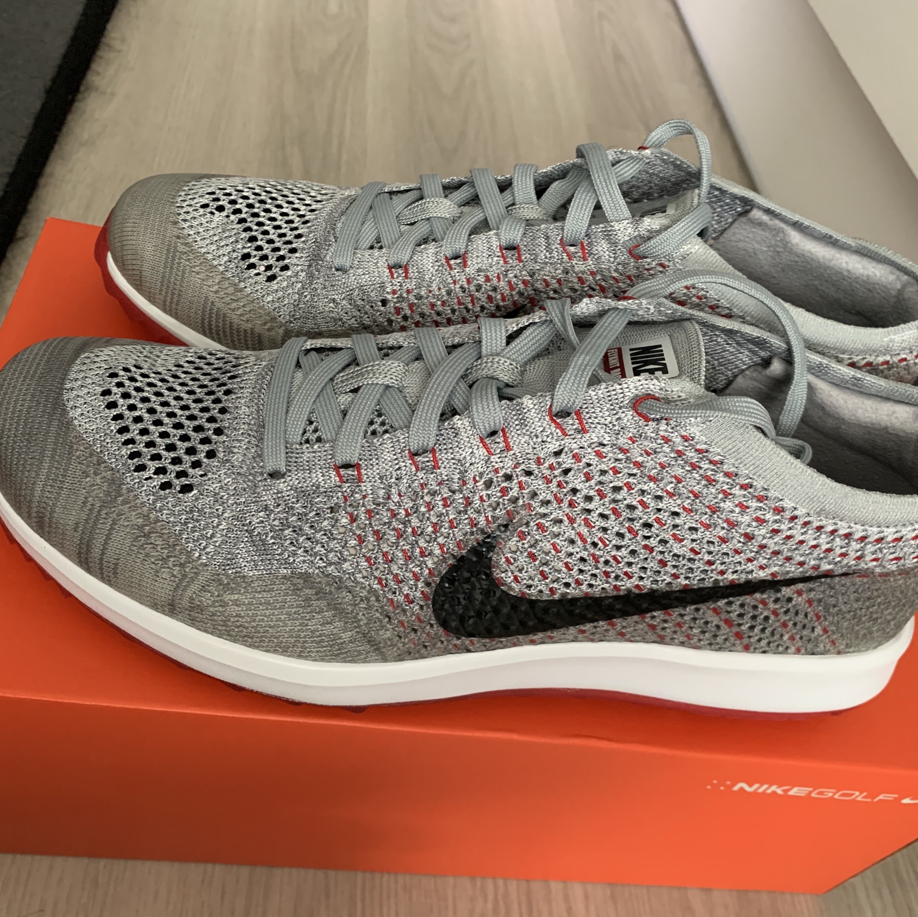 Nike Flyknit Racer G Wolf Grey 착용 스타일 - 5