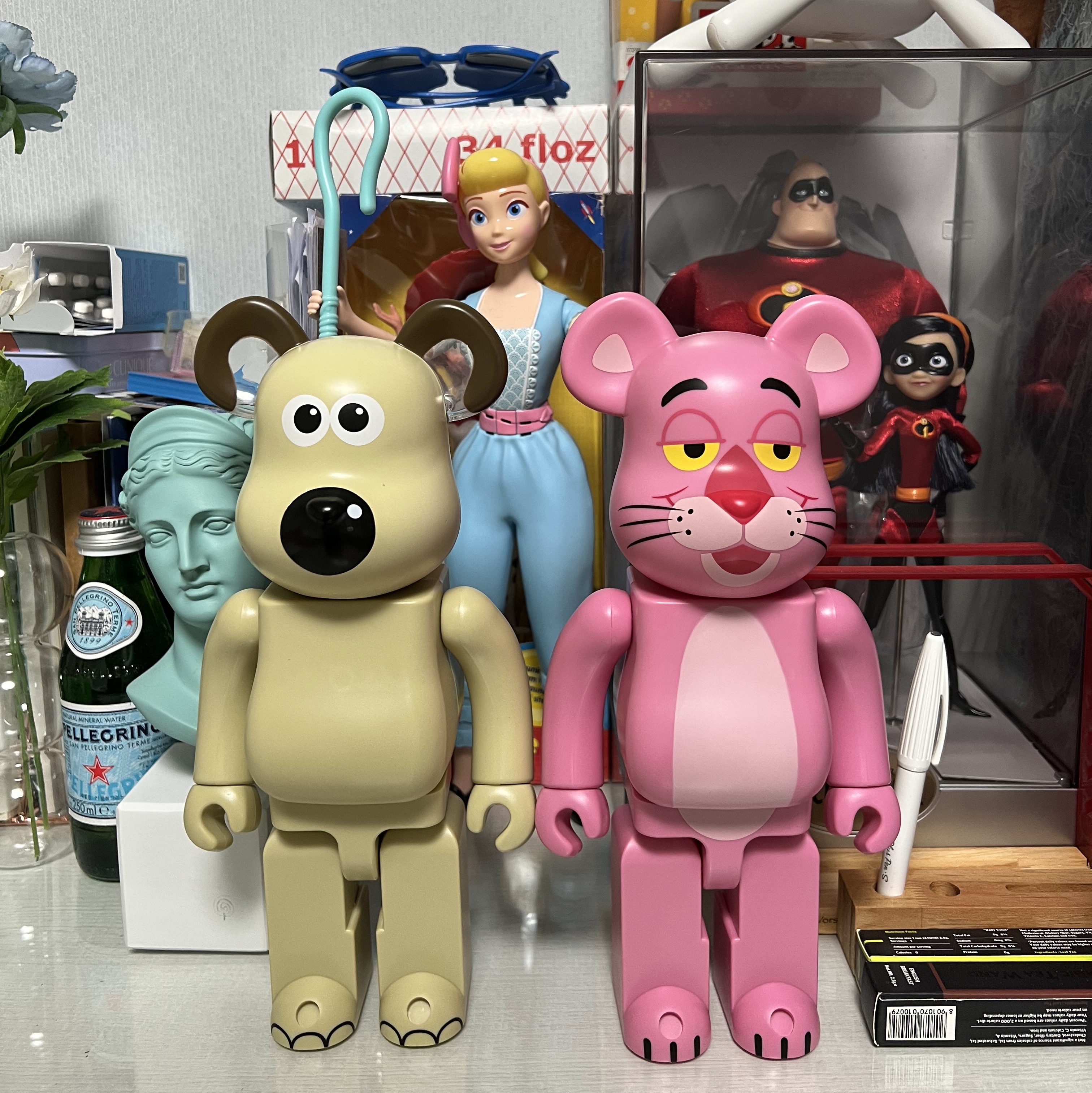 Bearbrick Pink Panther 100% & 400% Set, Bearbrick Wallace & Gromit Gromit 100% & 400% Set 착용 스타일 - 1