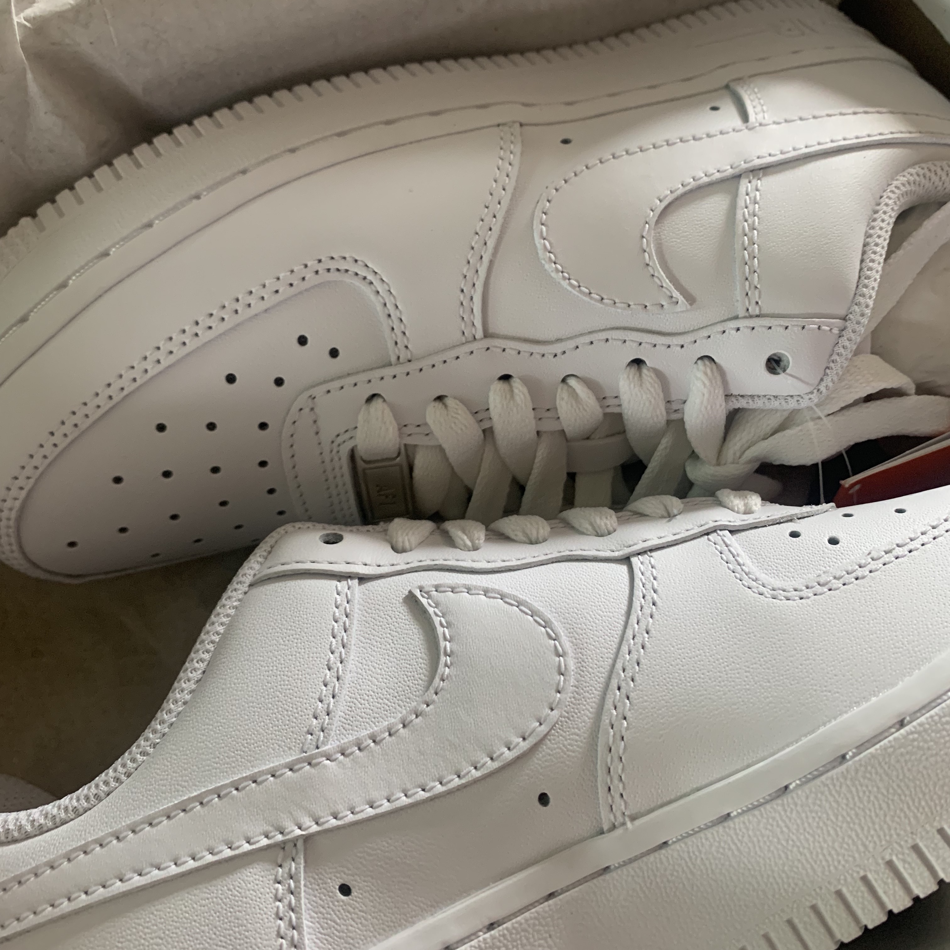 (W) Nike Air Force 1 '07 Low White 착용 스타일