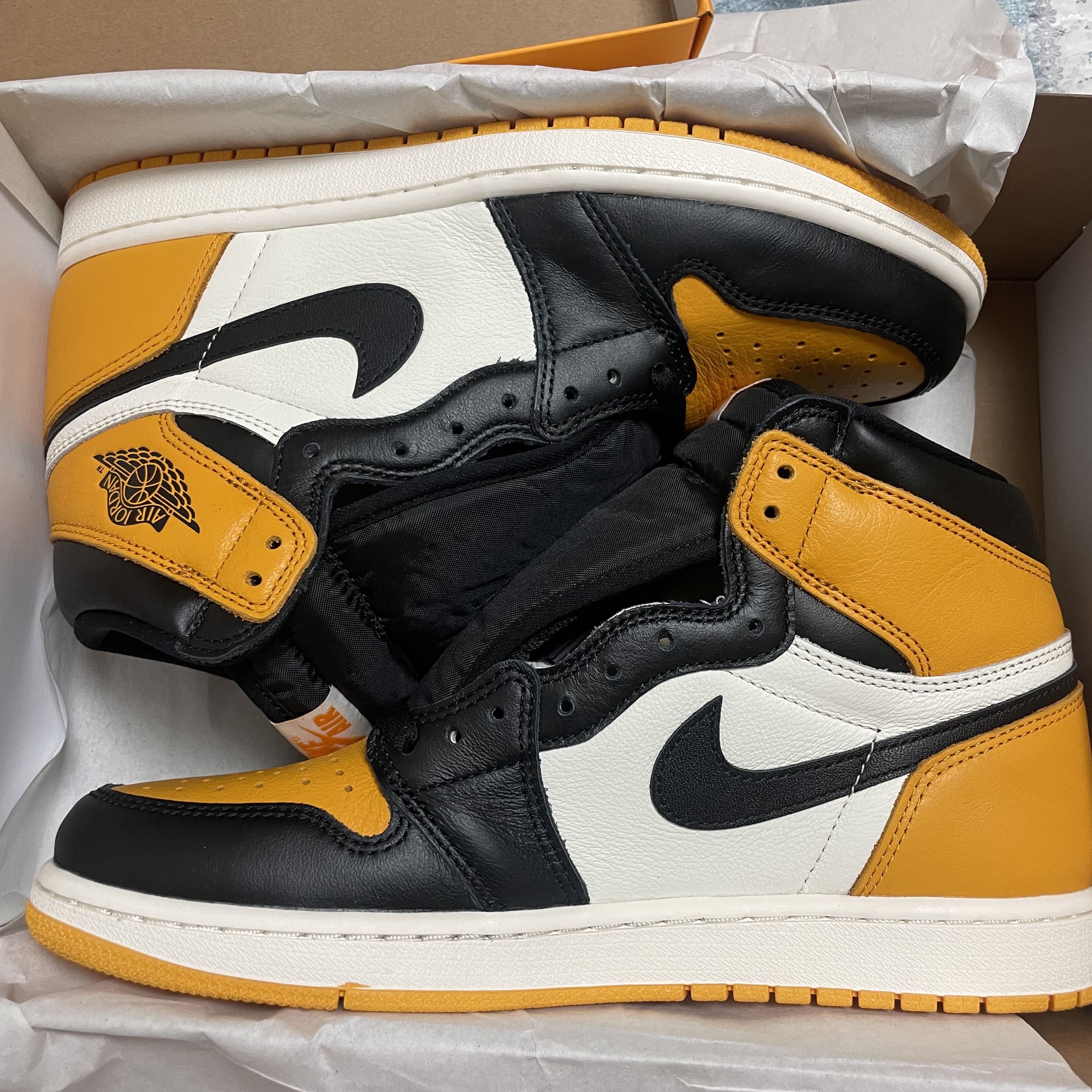 Jordan 1 Retro High OG Taxi 착용 스타일