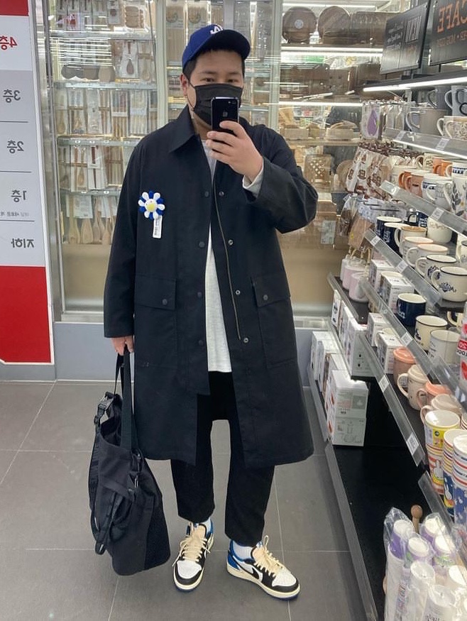 Jordan 1 x Travis Scott x Fragment Retro Low OG SP Military Blue 착용 스타일